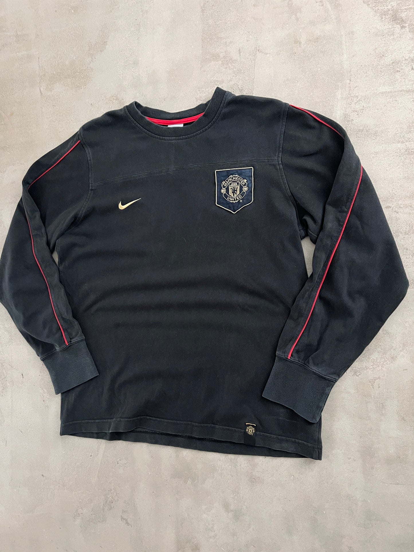 BLACK MANCHESTER UNITED LONGSLEEVE - 2000S - M