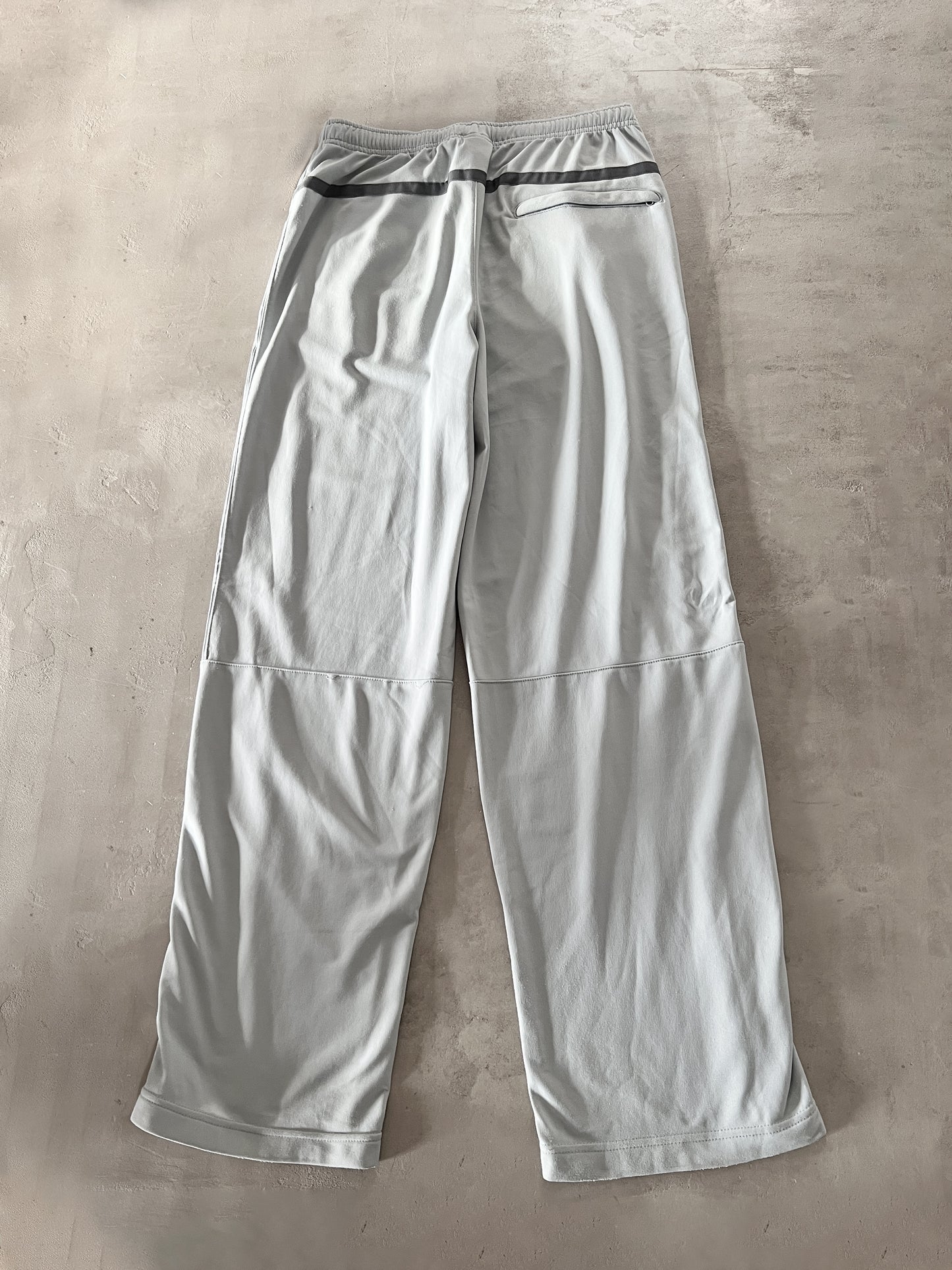 GREY NIKE TRACK PANTS - 2000S - XL