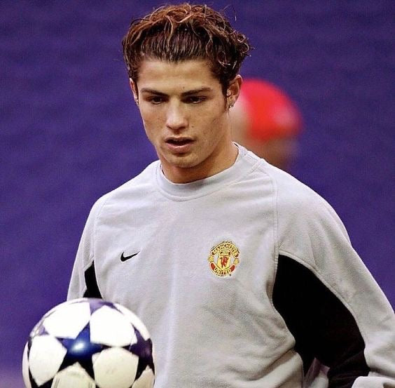 GREY MANCHESTER UNITED NIKE HALFZIP - 2000S - L/M