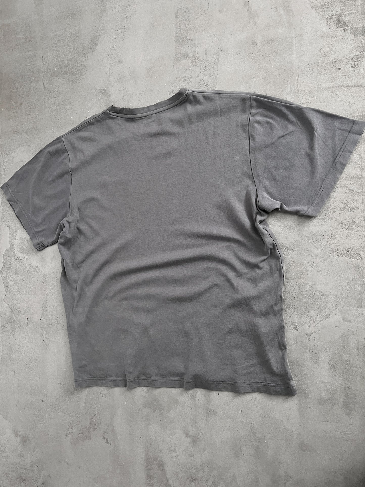 GREY PORSCHE TEE - 1990S - L/M