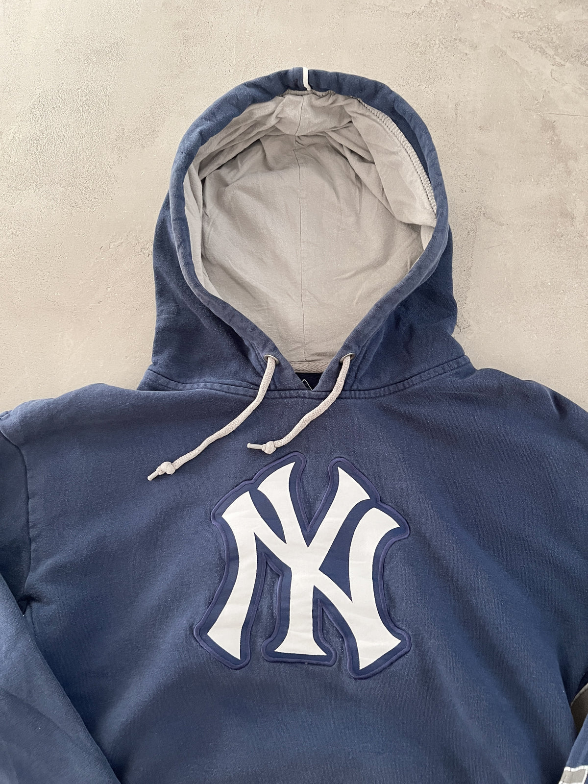 NAVY YANKEES HOODIE - 1990S - M