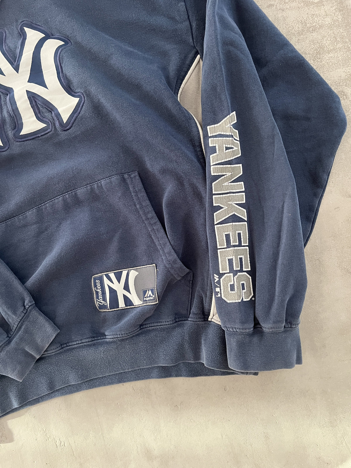 NAVY YANKEES HOODIE - 1990S - M
