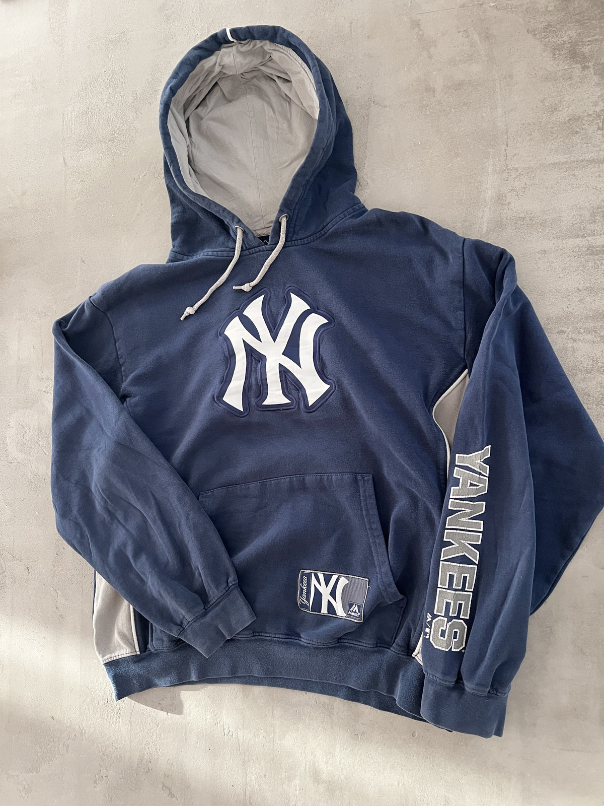 NAVY YANKEES HOODIE - 1990S - M