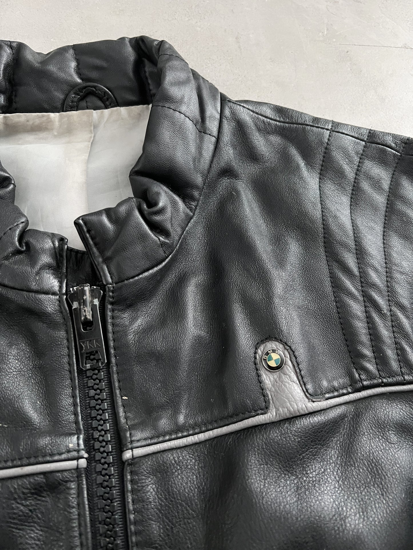 BLACK BMW LEATHER BIKING JACKET - 1990S - M/L