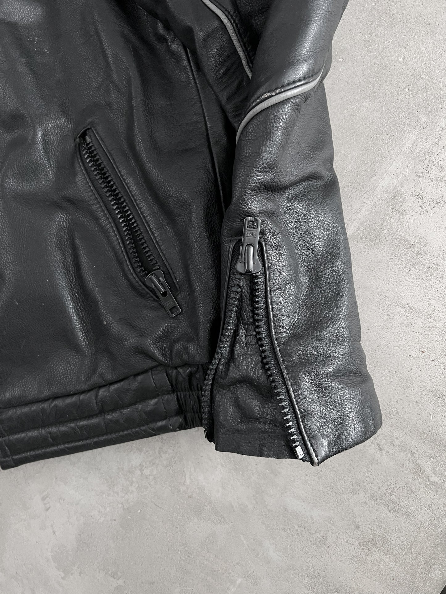 BLACK BMW LEATHER BIKING JACKET - 1990S - M/L