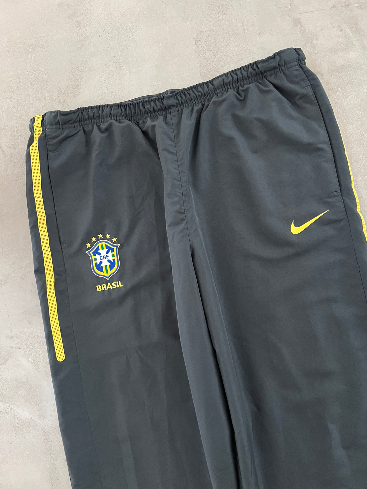 GREY BRAZIL NIKE TRACK PANTS - 2000S - XL