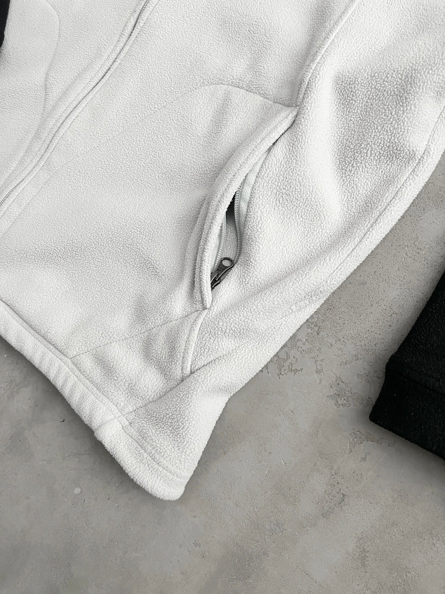 GREY OAKLEY FLEECE JACKET - 2000S - L