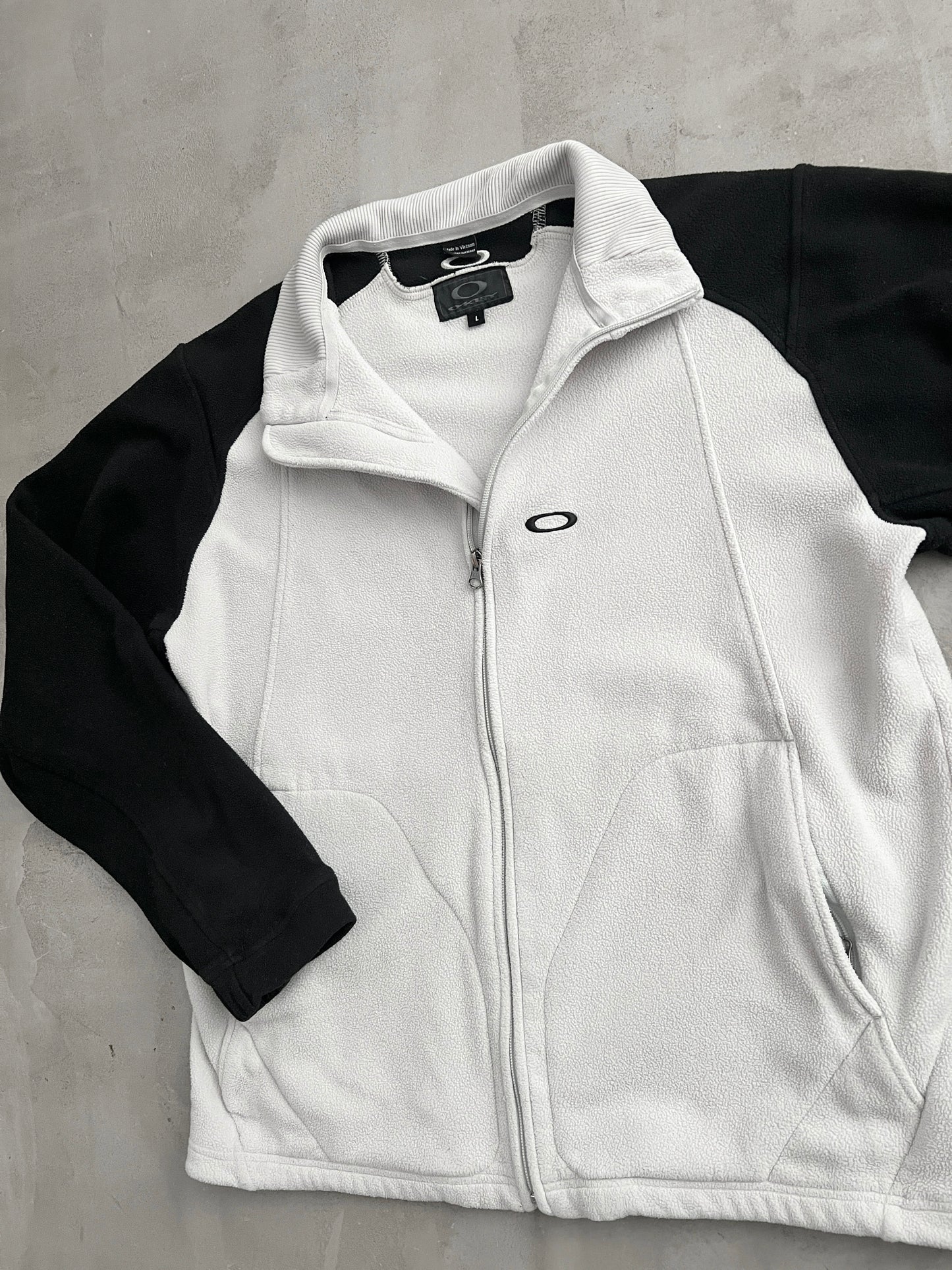 GREY OAKLEY FLEECE JACKET - 2000S - L