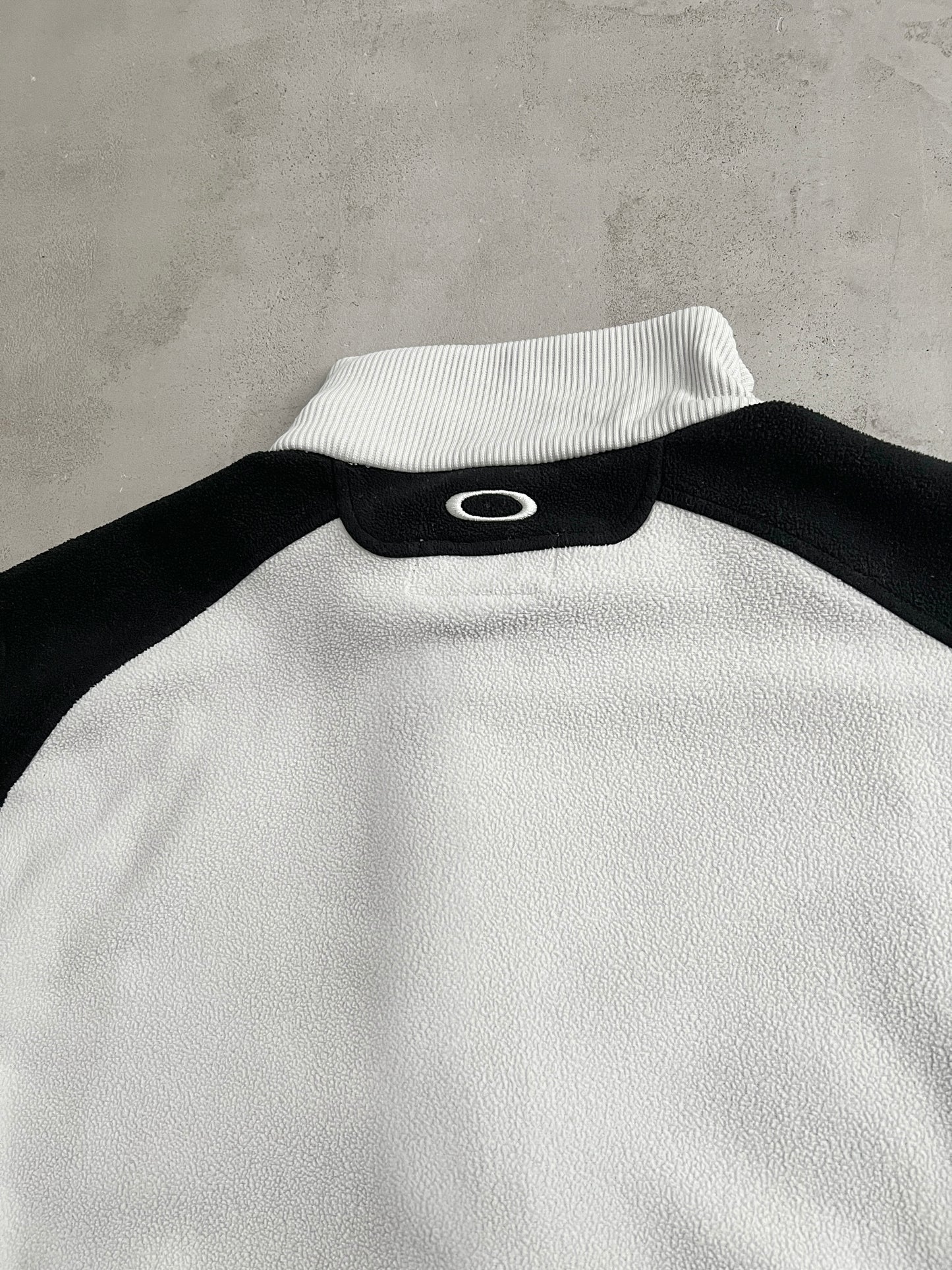 GREY OAKLEY FLEECE JACKET - 2000S - L