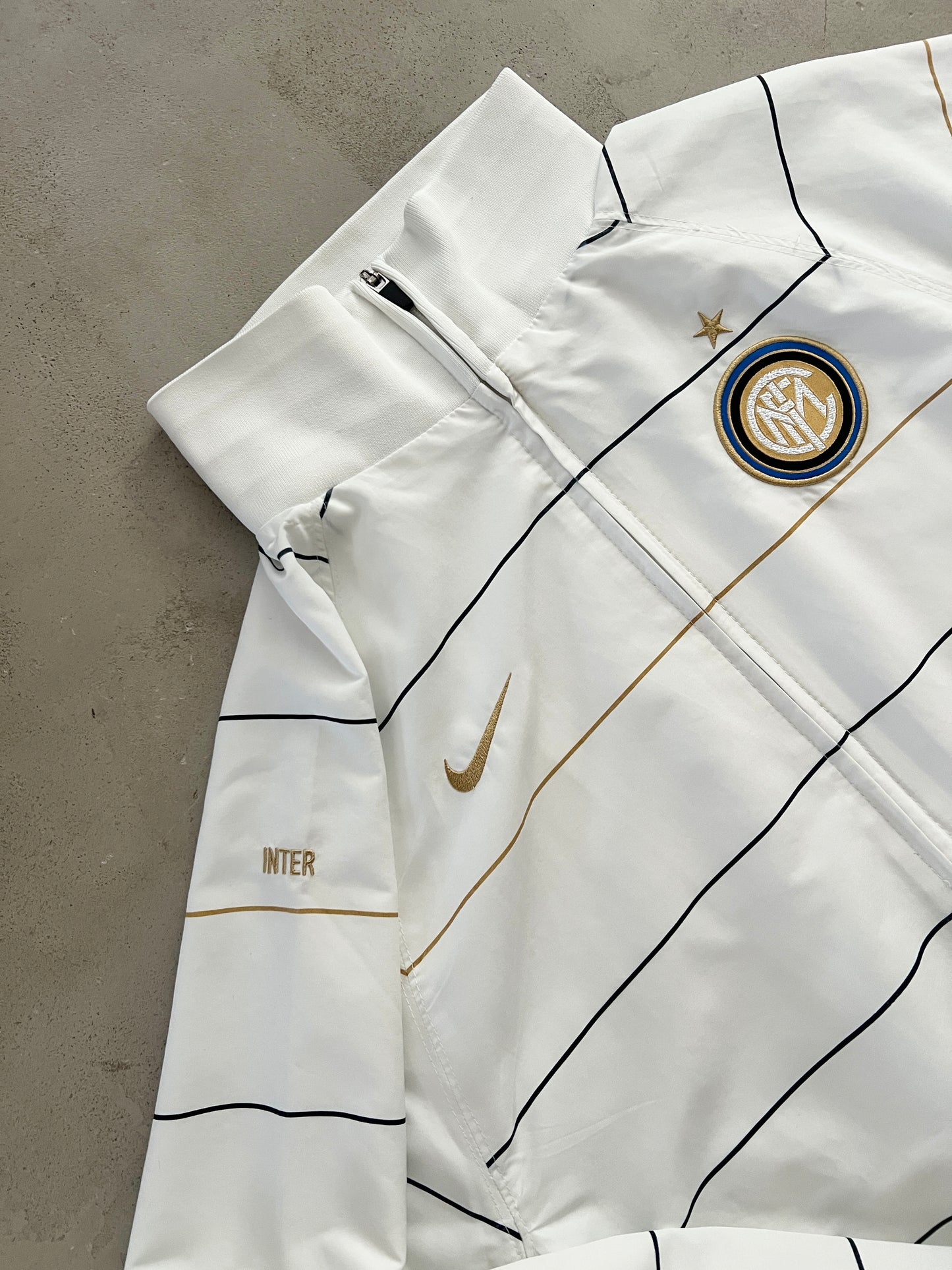 WHITE INTER MILAN NIKE JACKET - 2000S - M