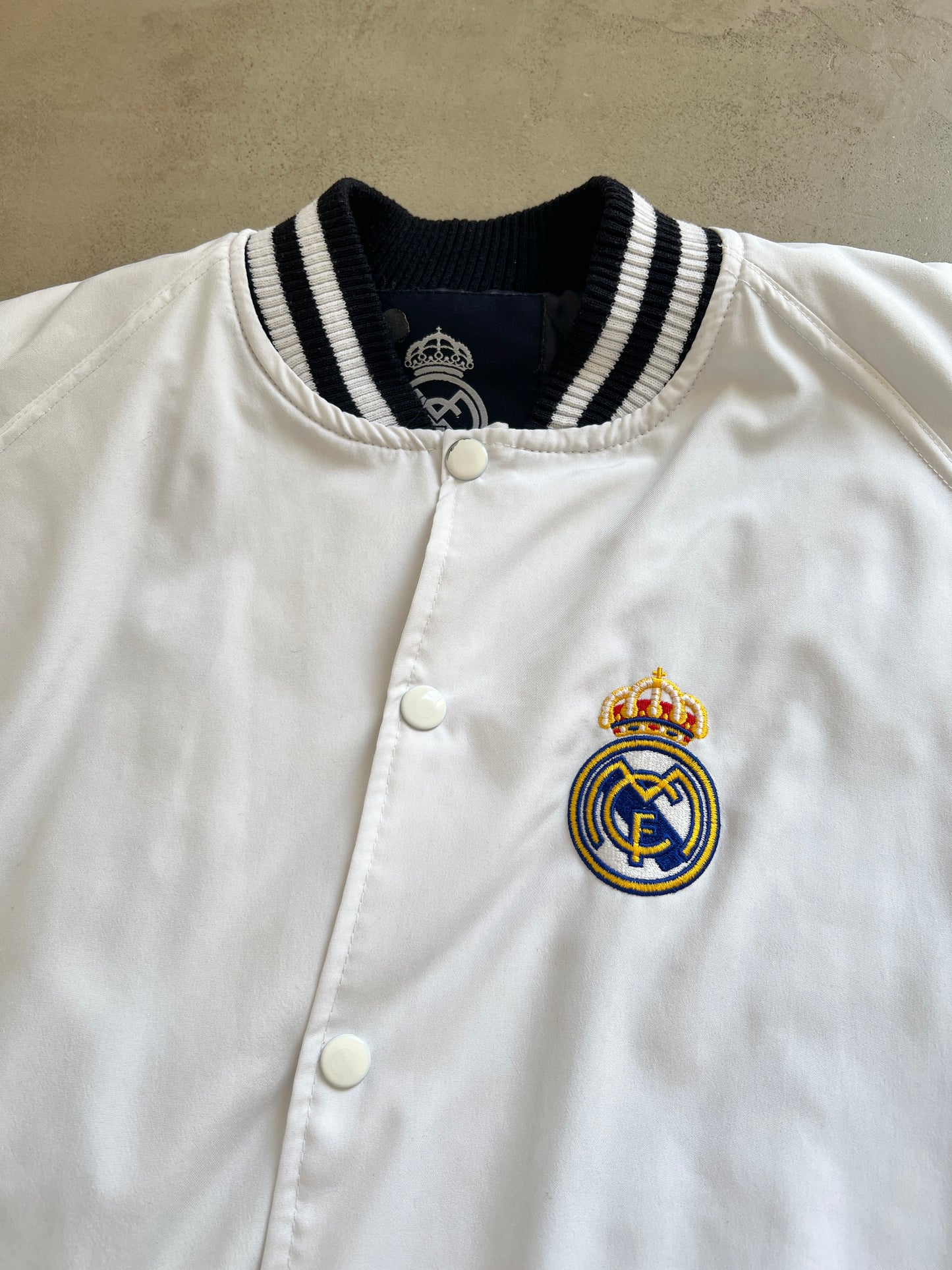 WHITE/NAVY REAL MADRID JACKET - 2000S - M