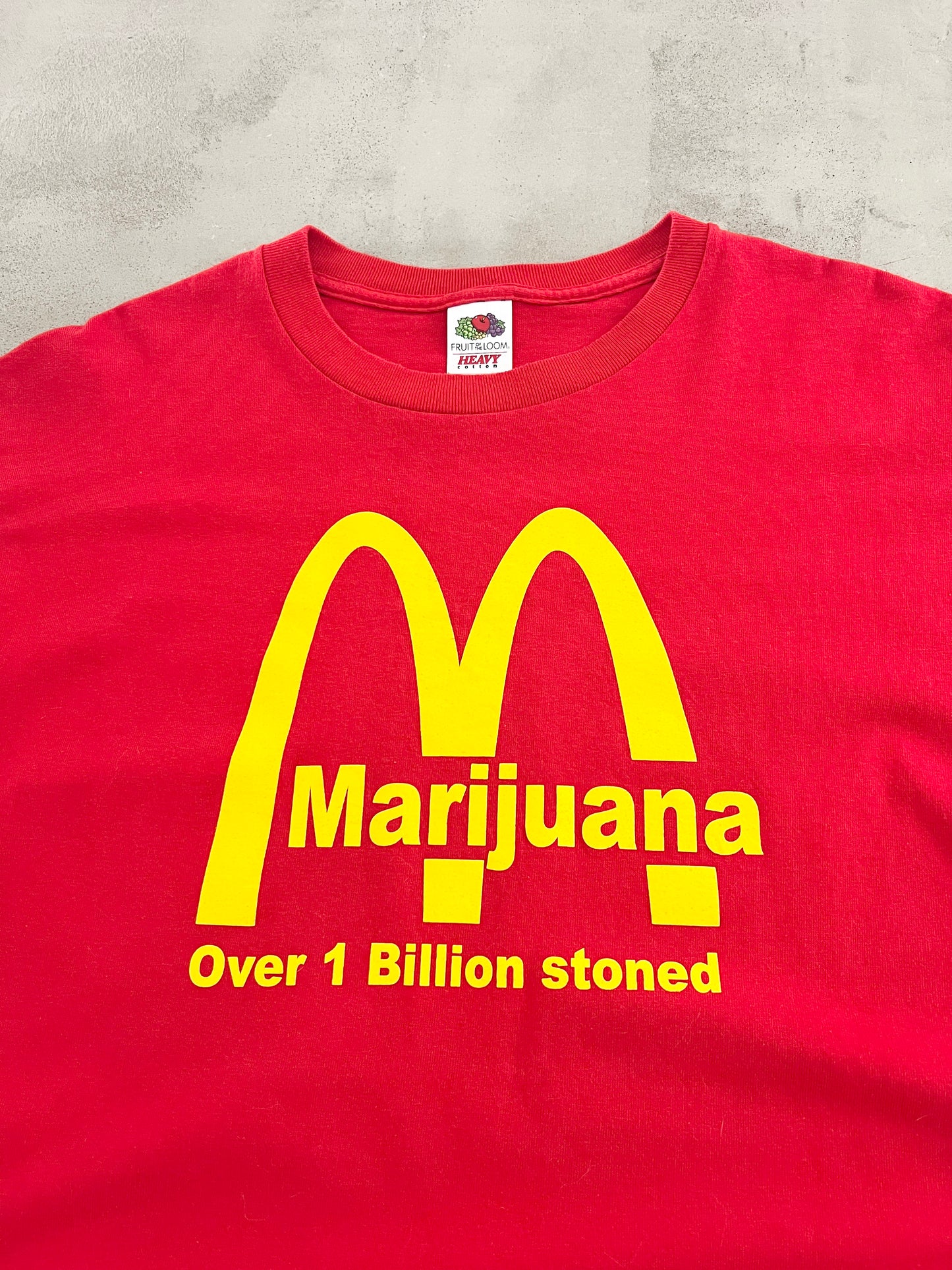 RED MARIJUANA PARODY TEE - 2000S - L
