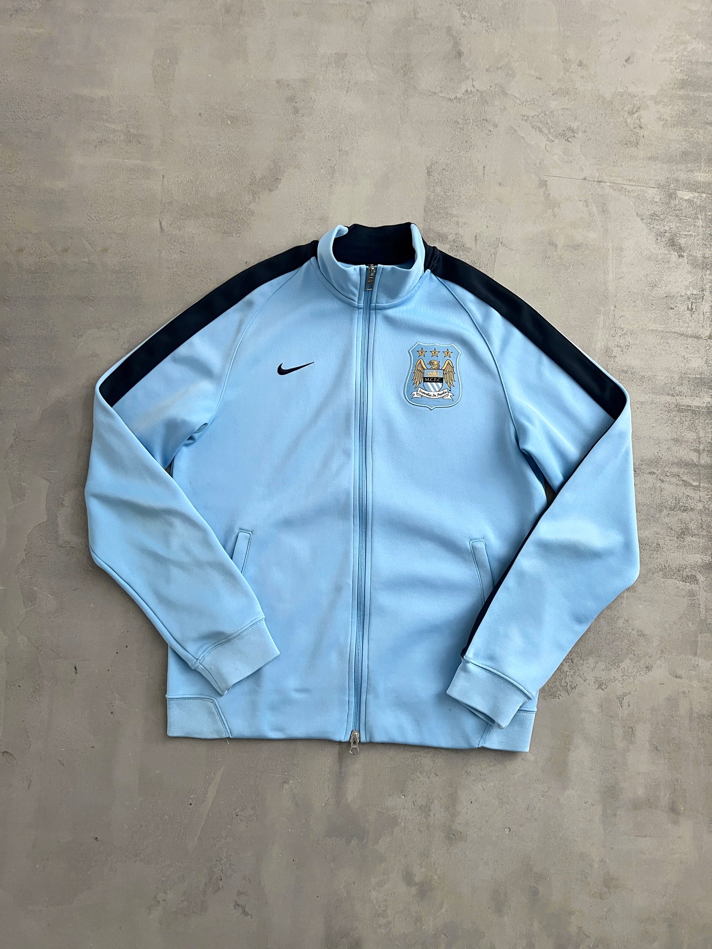 BABY BLUE MANCHESTER CITY NIKE JACKET - 2010S - M