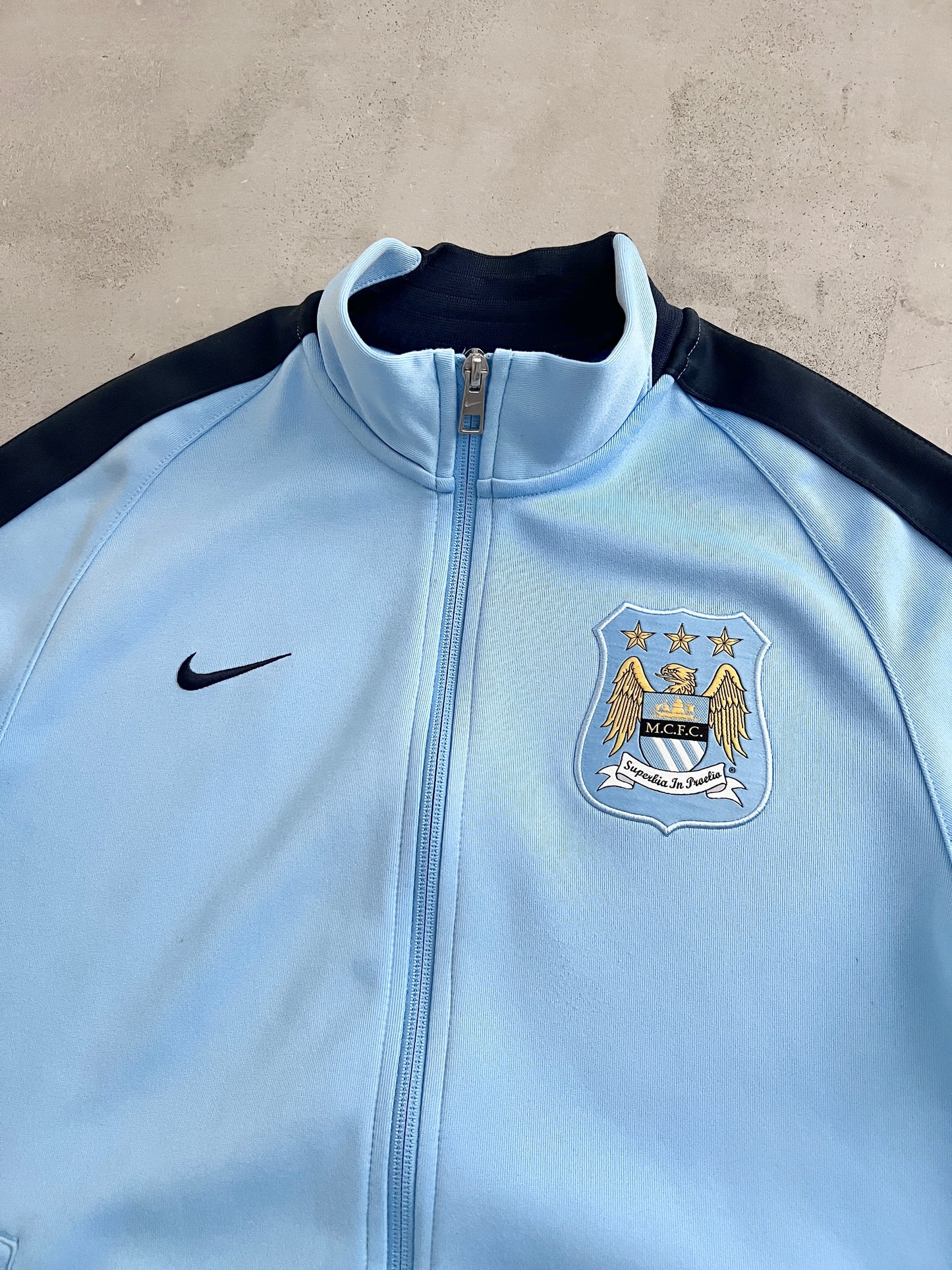 BABY BLUE MANCHESTER CITY NIKE JACKET - 2010S - M