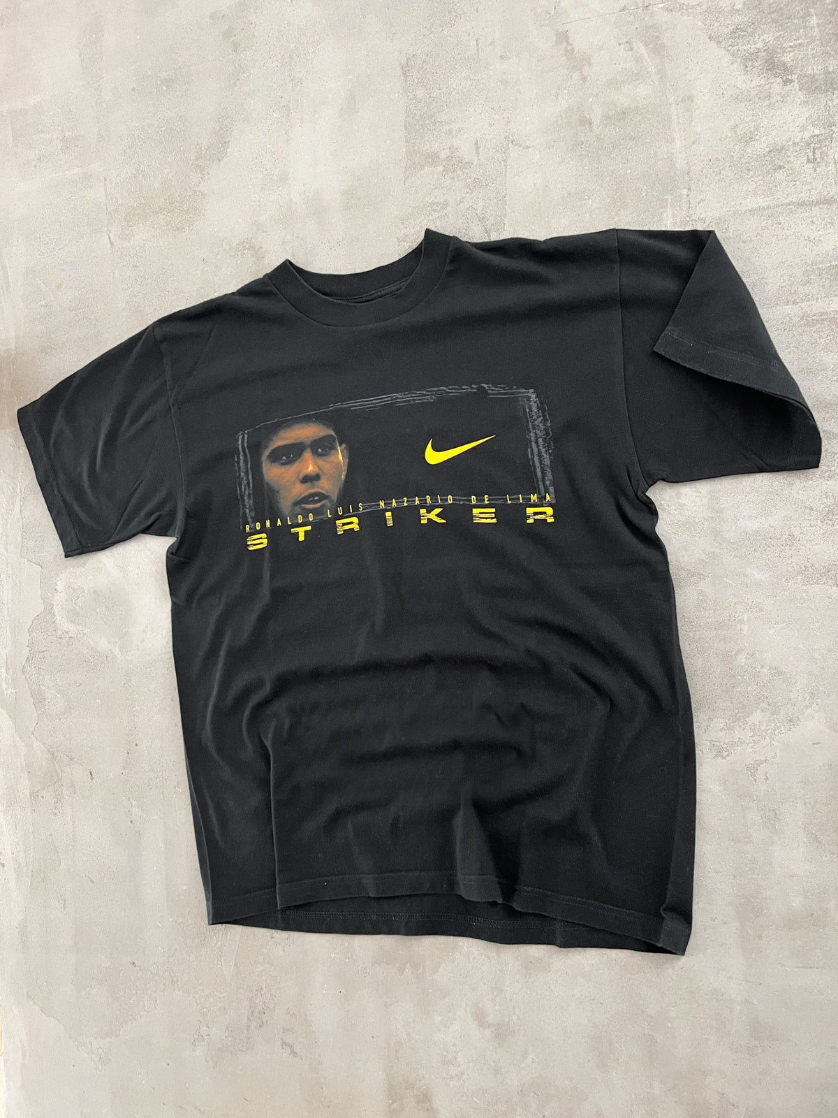 BLACK RONALDO NAZARIO R9 TEE - 1990S - L