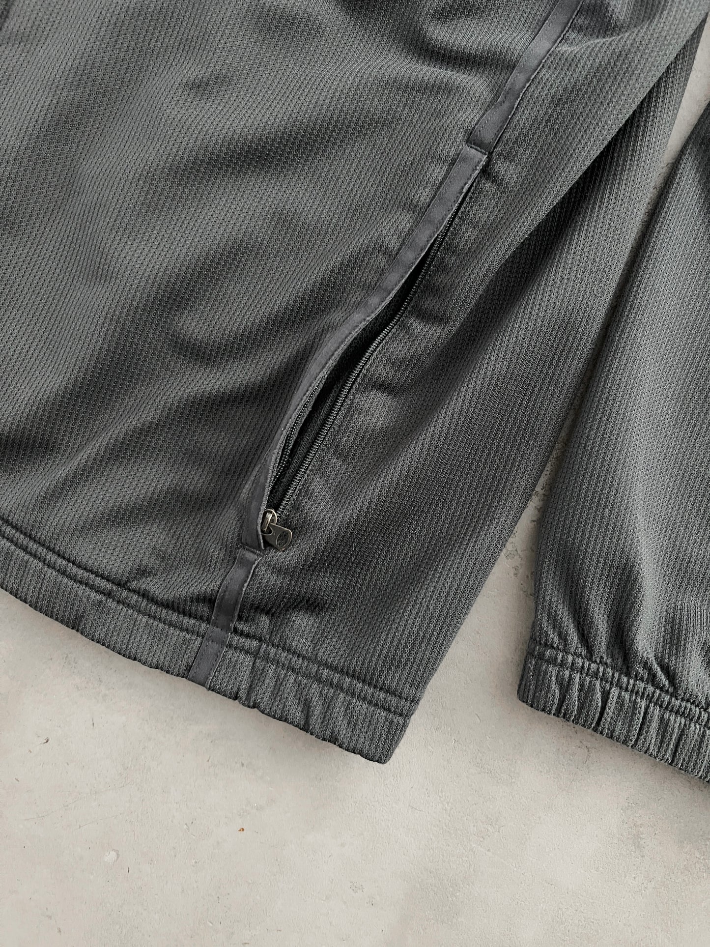 GREY/PINK JUVENTUS NIKE JACKET - 2000S - L