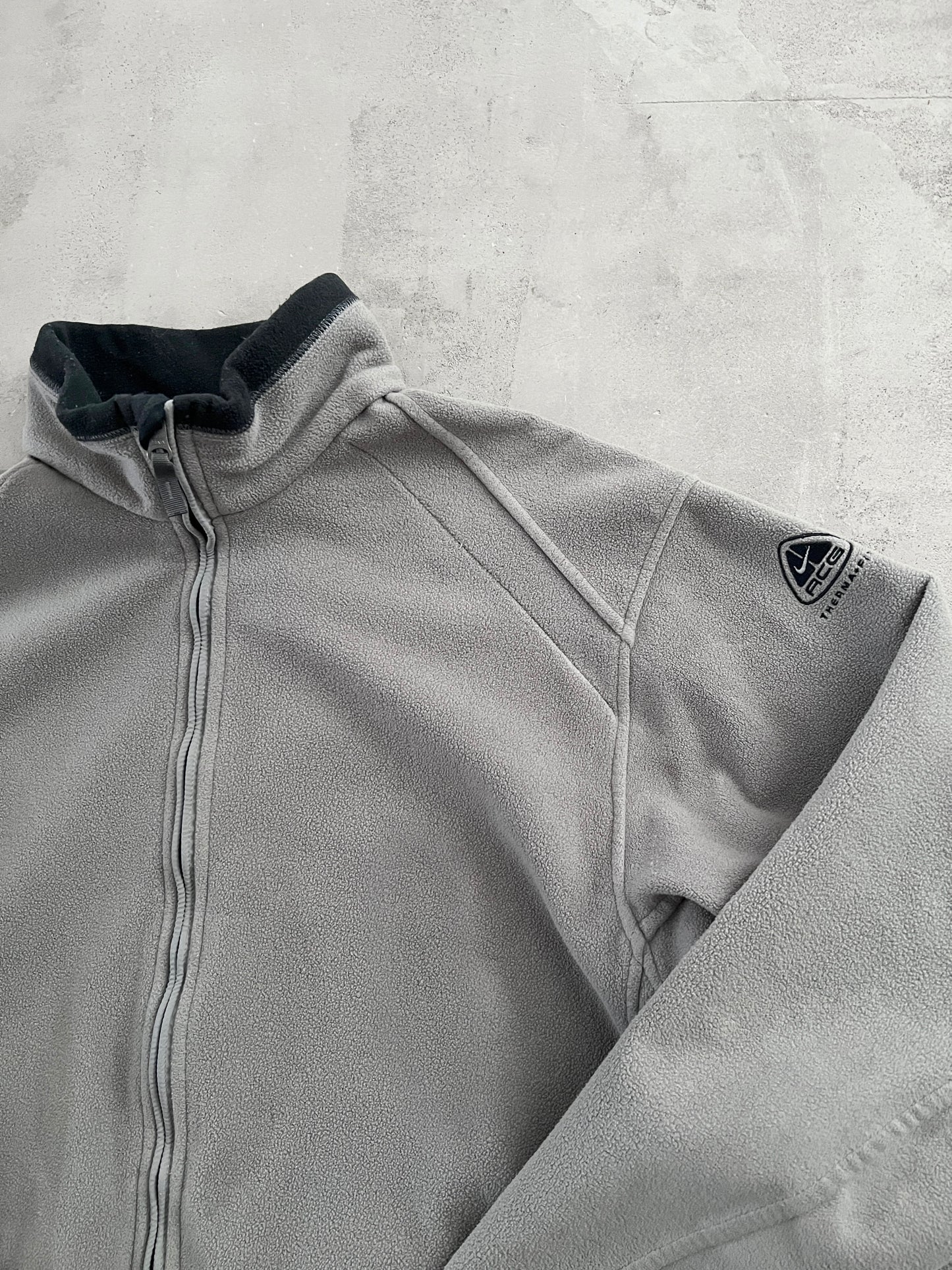GREY NIKE ACG FLEECE - 2000S - L