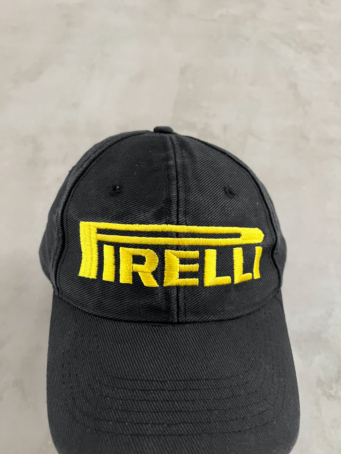 BLACK PIRELLI TIRES CAP - 2000S
