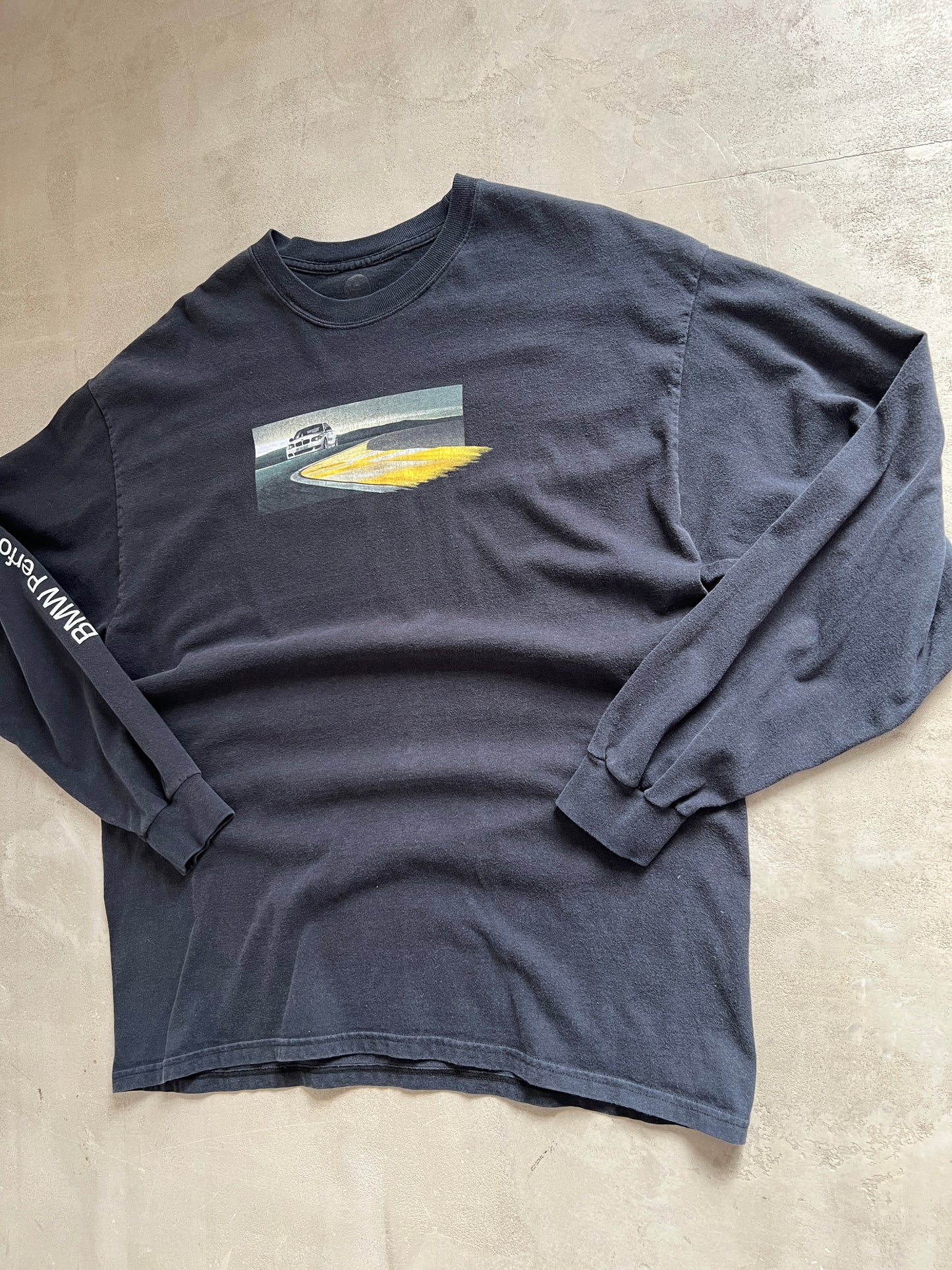 BLACK BMW LONGSLEEVE - 2000S - XL/L