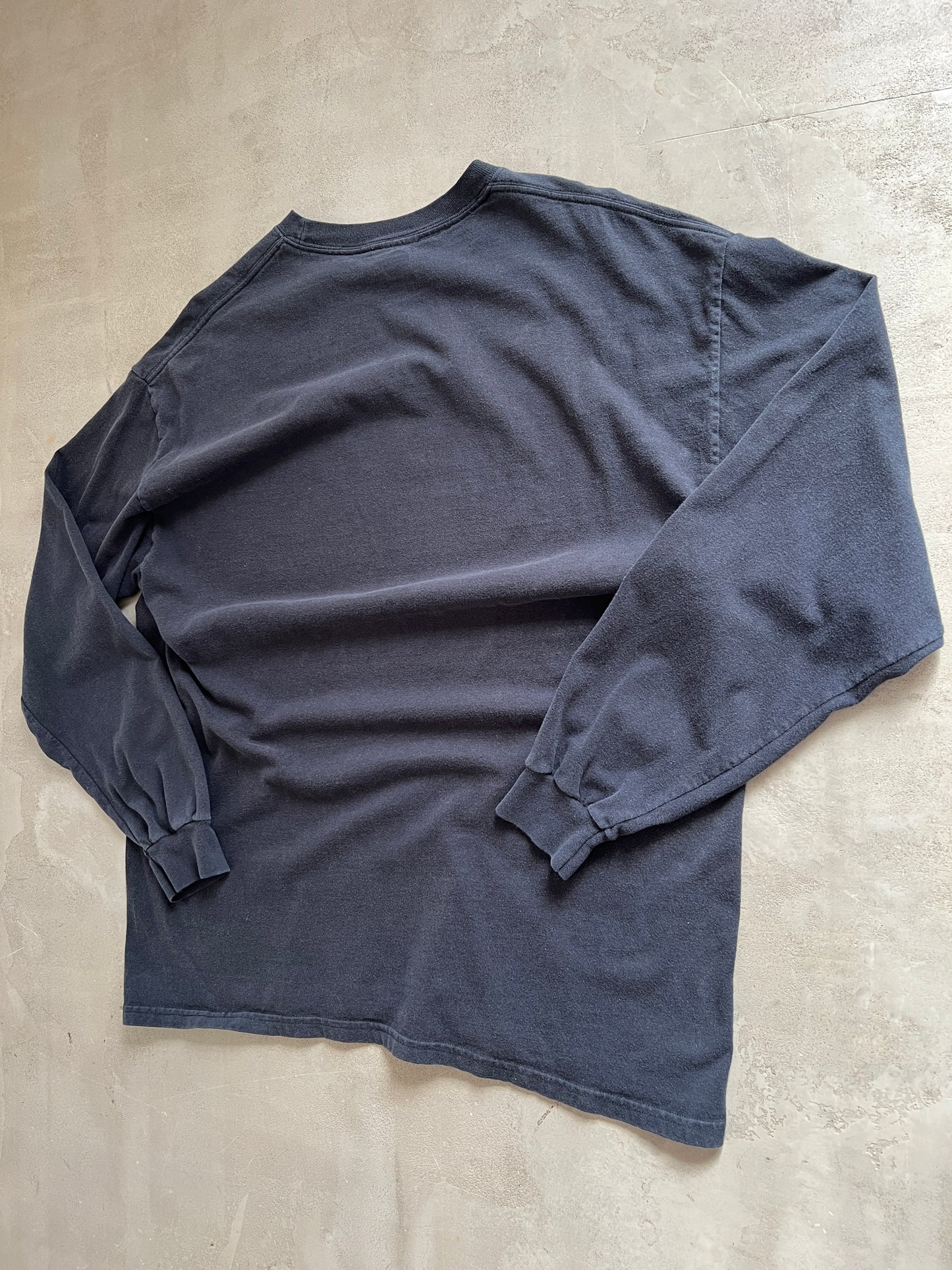 BLACK BMW LONGSLEEVE - 2000S - XL/L