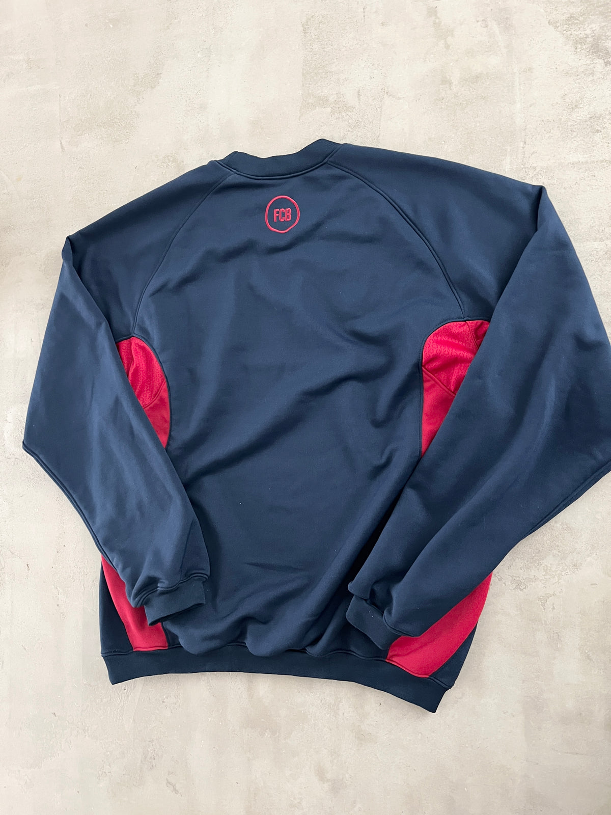 NAVY BARCELONA NIKE SWEATER - 2000S - L