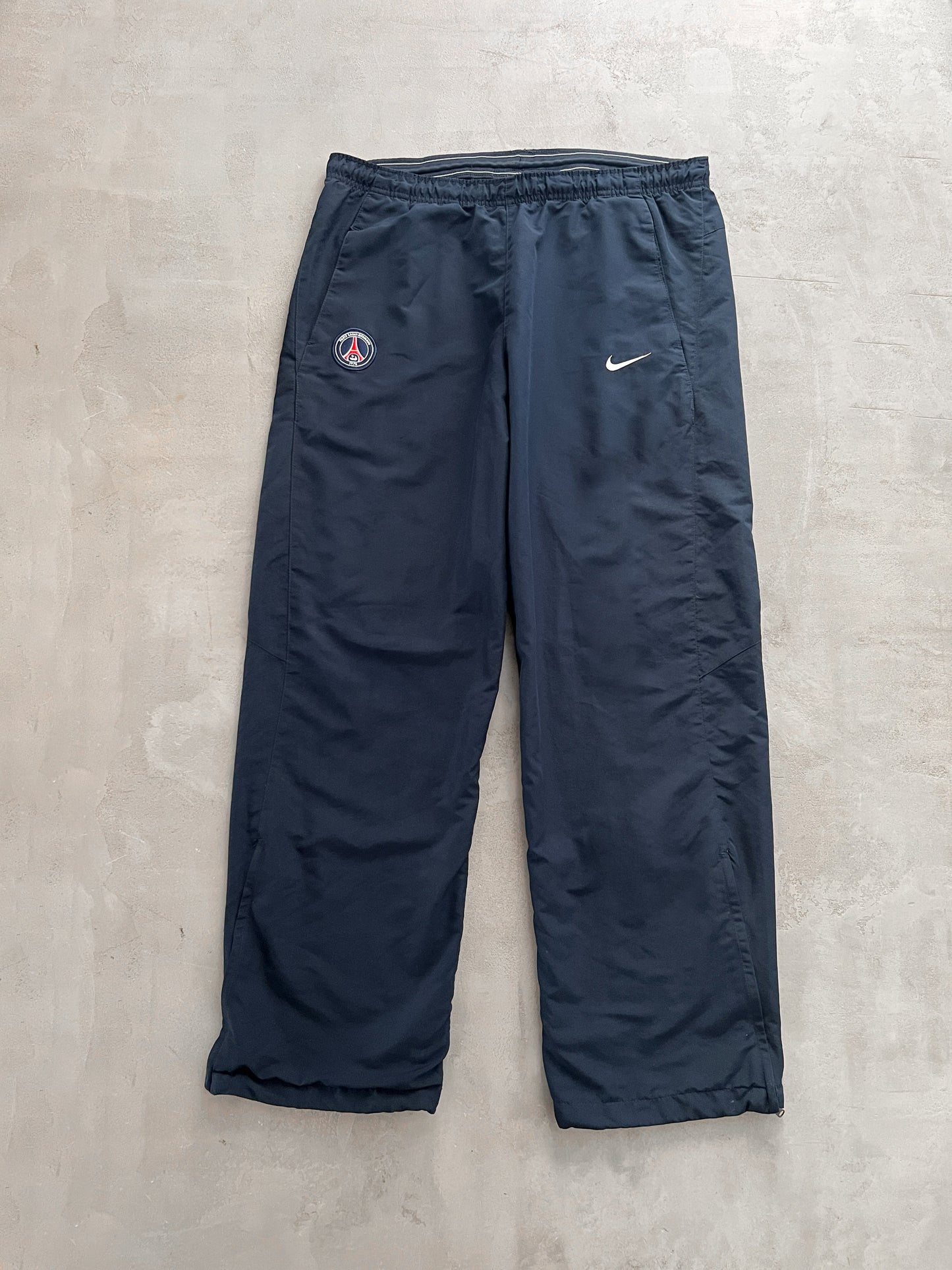 WHITE PSG NIKE TRACKSUIT - 2000S - L