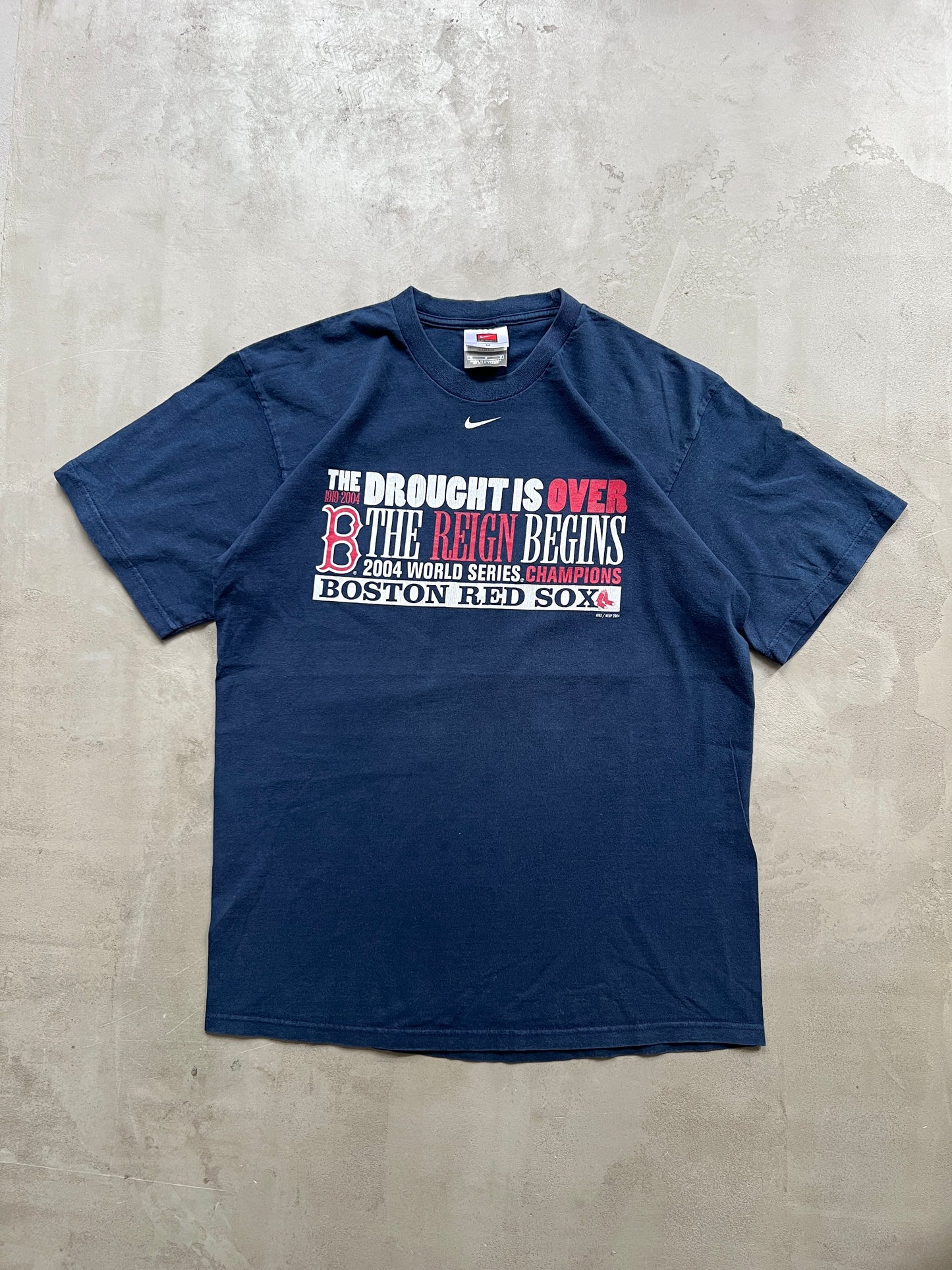 FADED NAVY RED SOX NIKE TEE - 2004 - L/XL