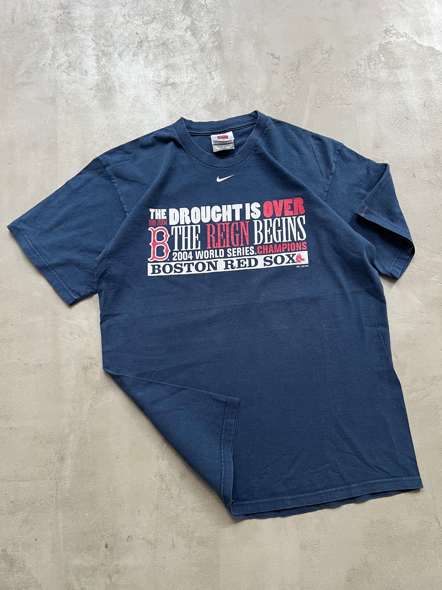 FADED NAVY RED SOX NIKE TEE - 2004 - L/XL