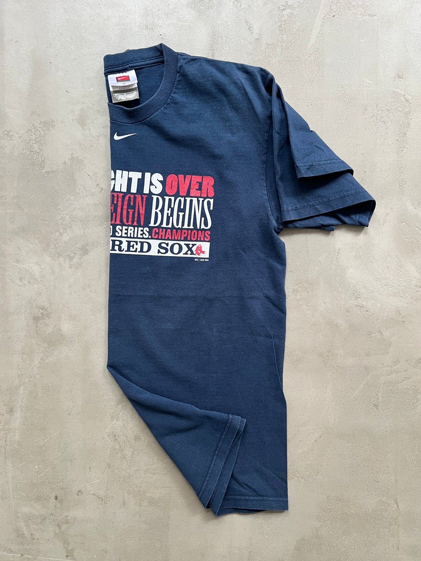 FADED NAVY RED SOX NIKE TEE - 2004 - L/XL