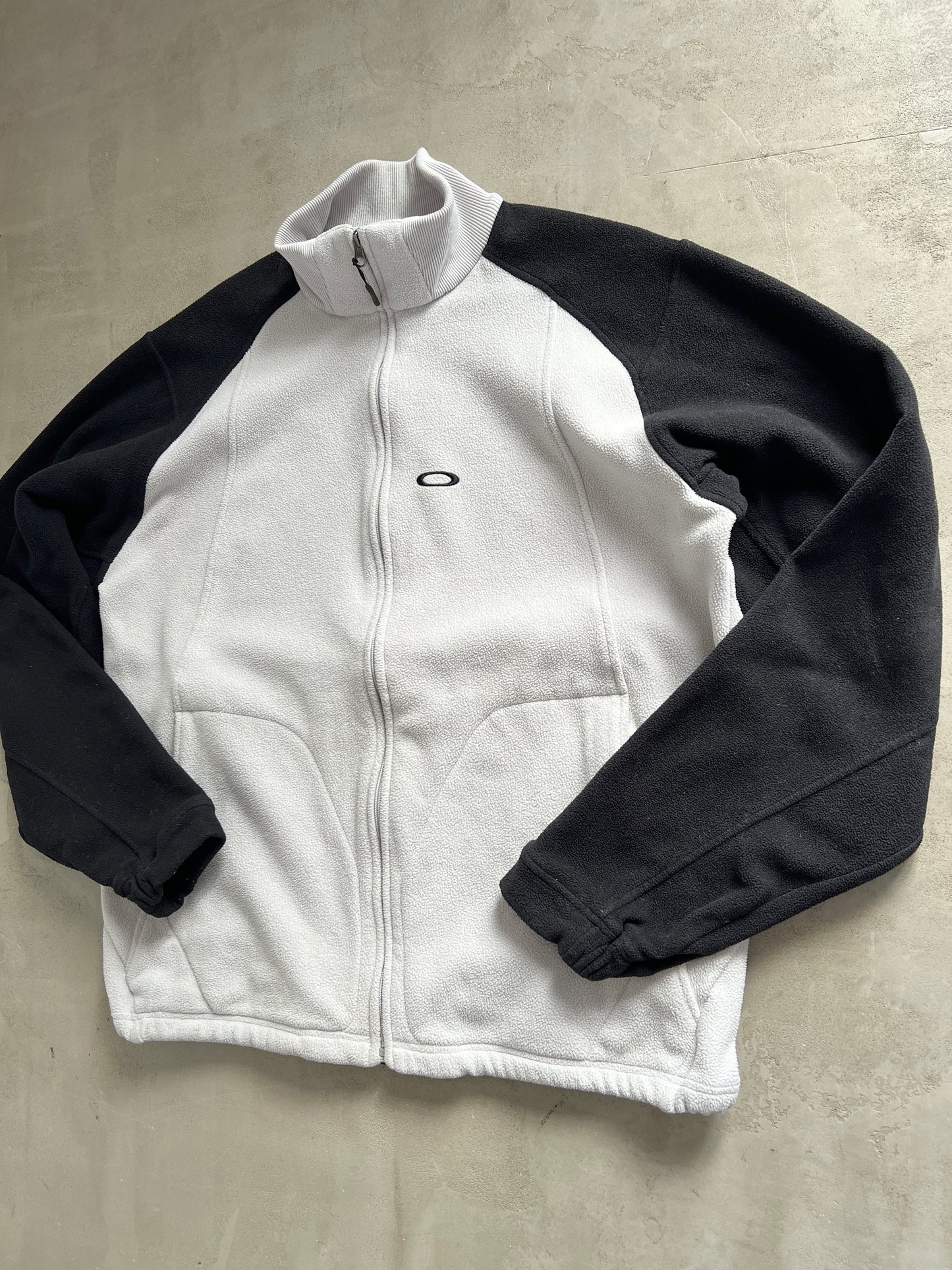 CREME/BLACK OAKLEY FLEECE - 1990S - XL