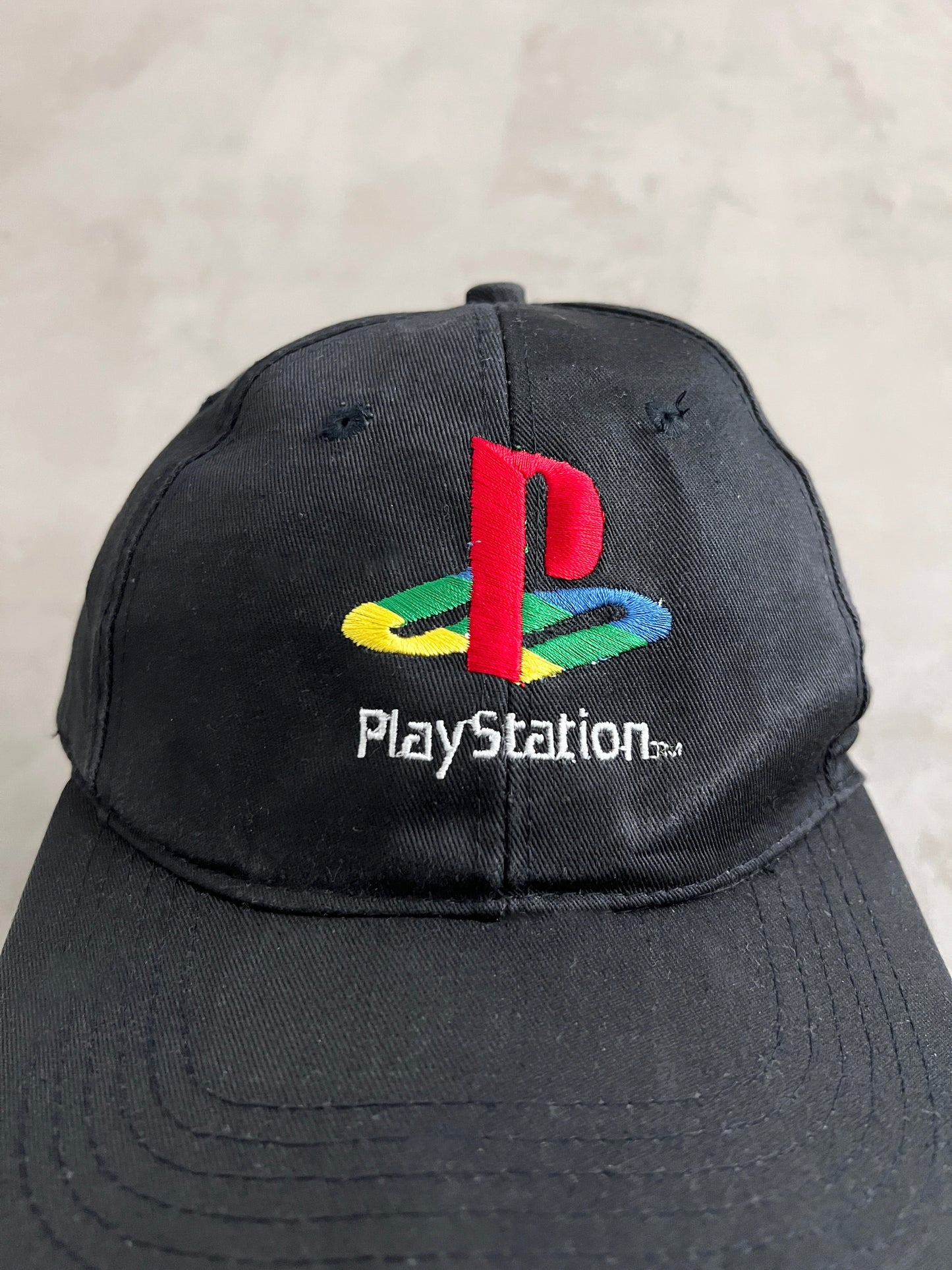 BLACK PLAYSTATION PROMO CAP - 2000S