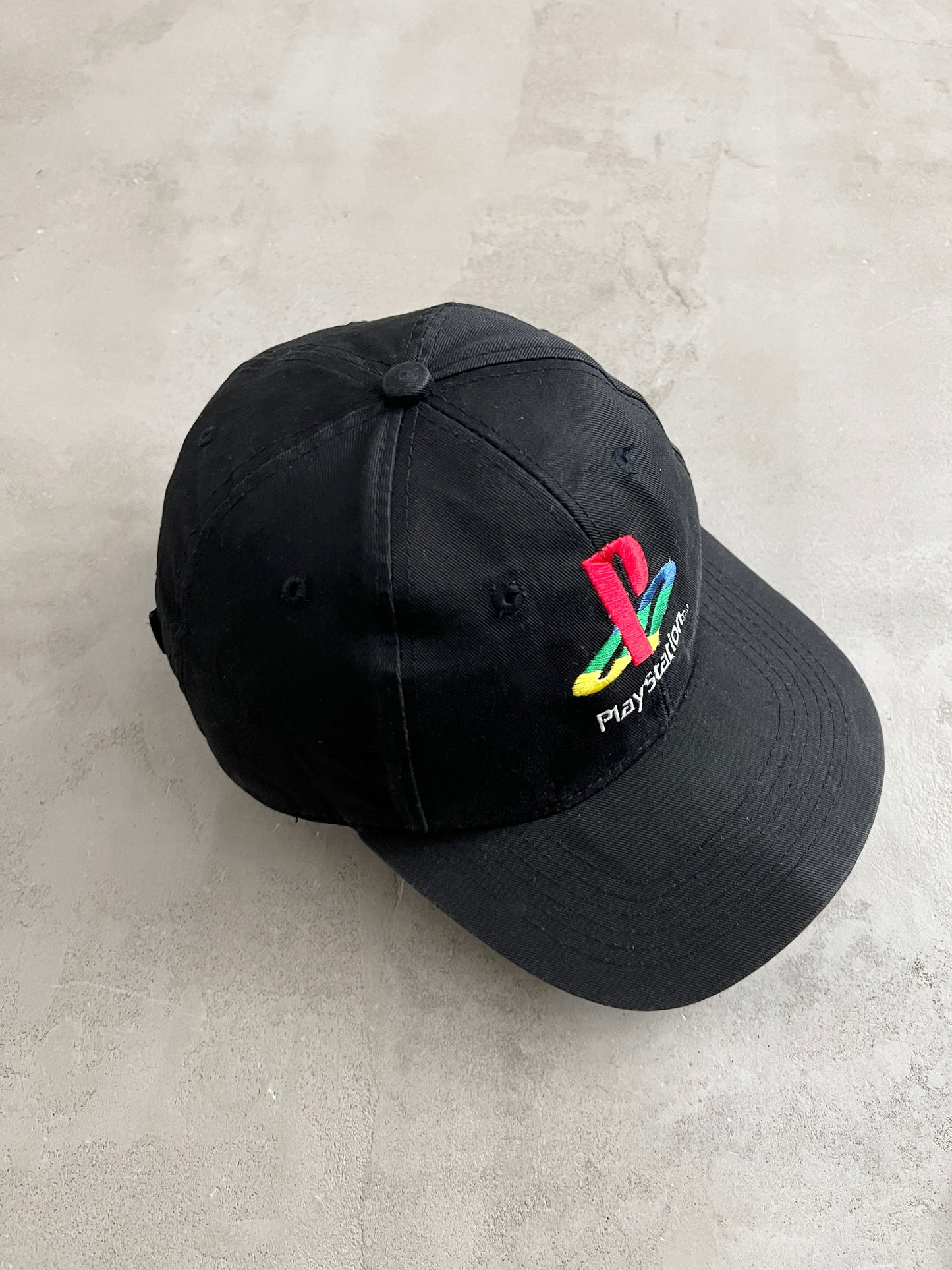 BLACK PLAYSTATION PROMO CAP - 2000S