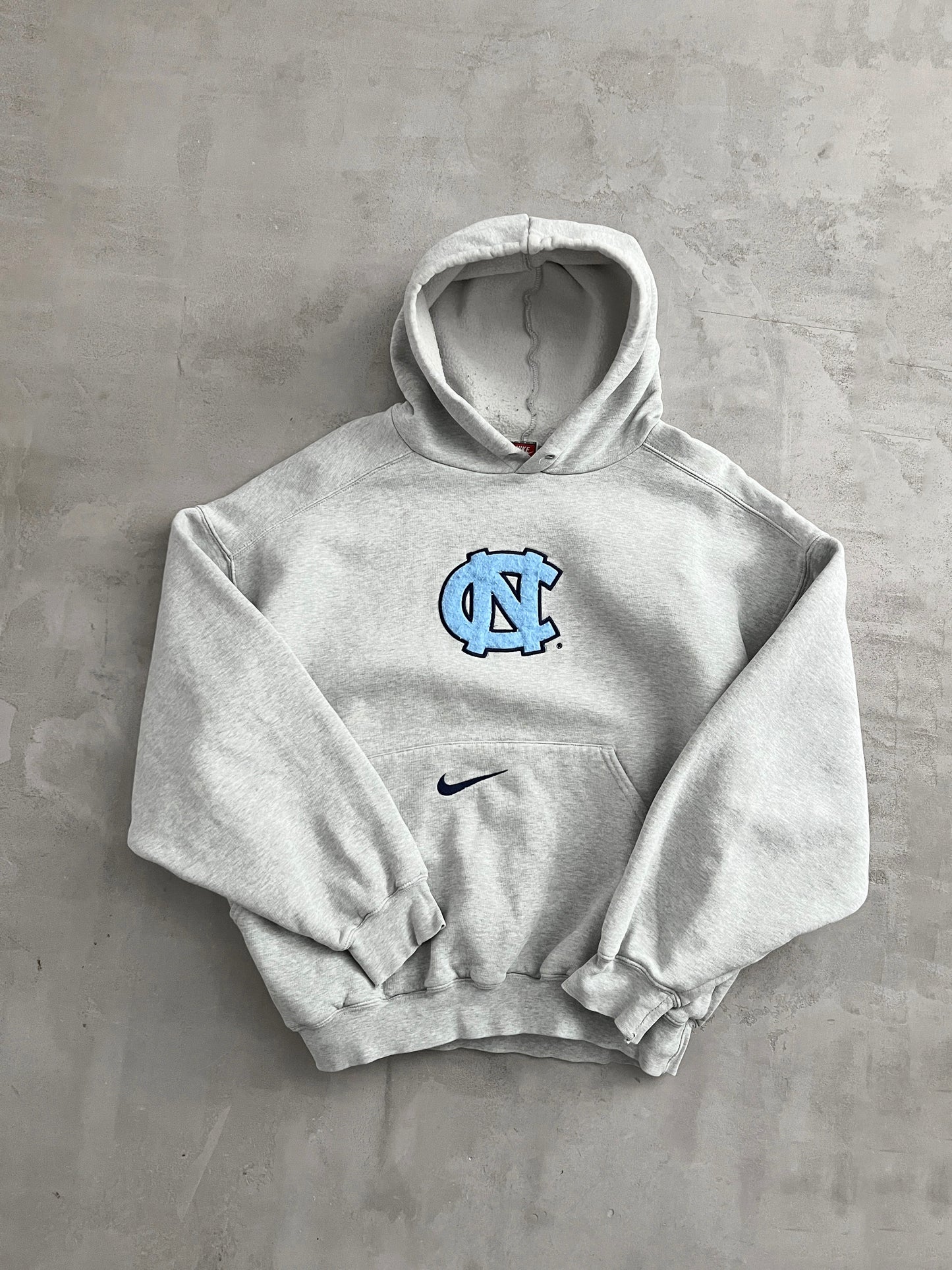 GREY NIKE UNC HOODIE - 1990S - M/S