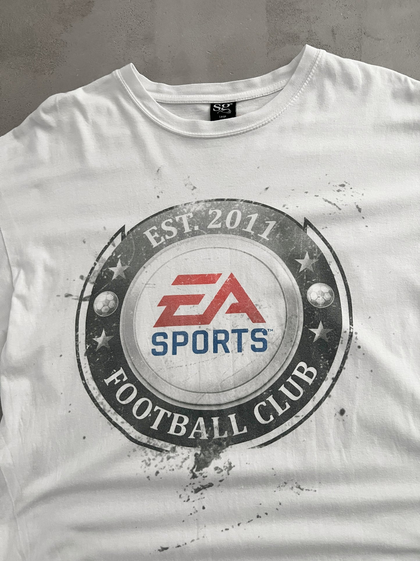 WHITE EA SPORTS PROMO TEE - 2000S - L