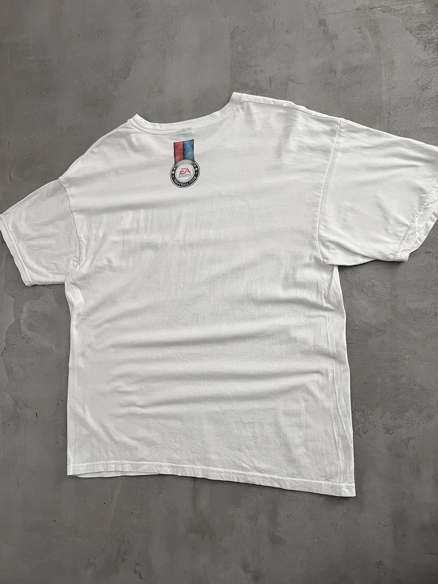 WHITE EA SPORTS PROMO TEE - 2000S - L