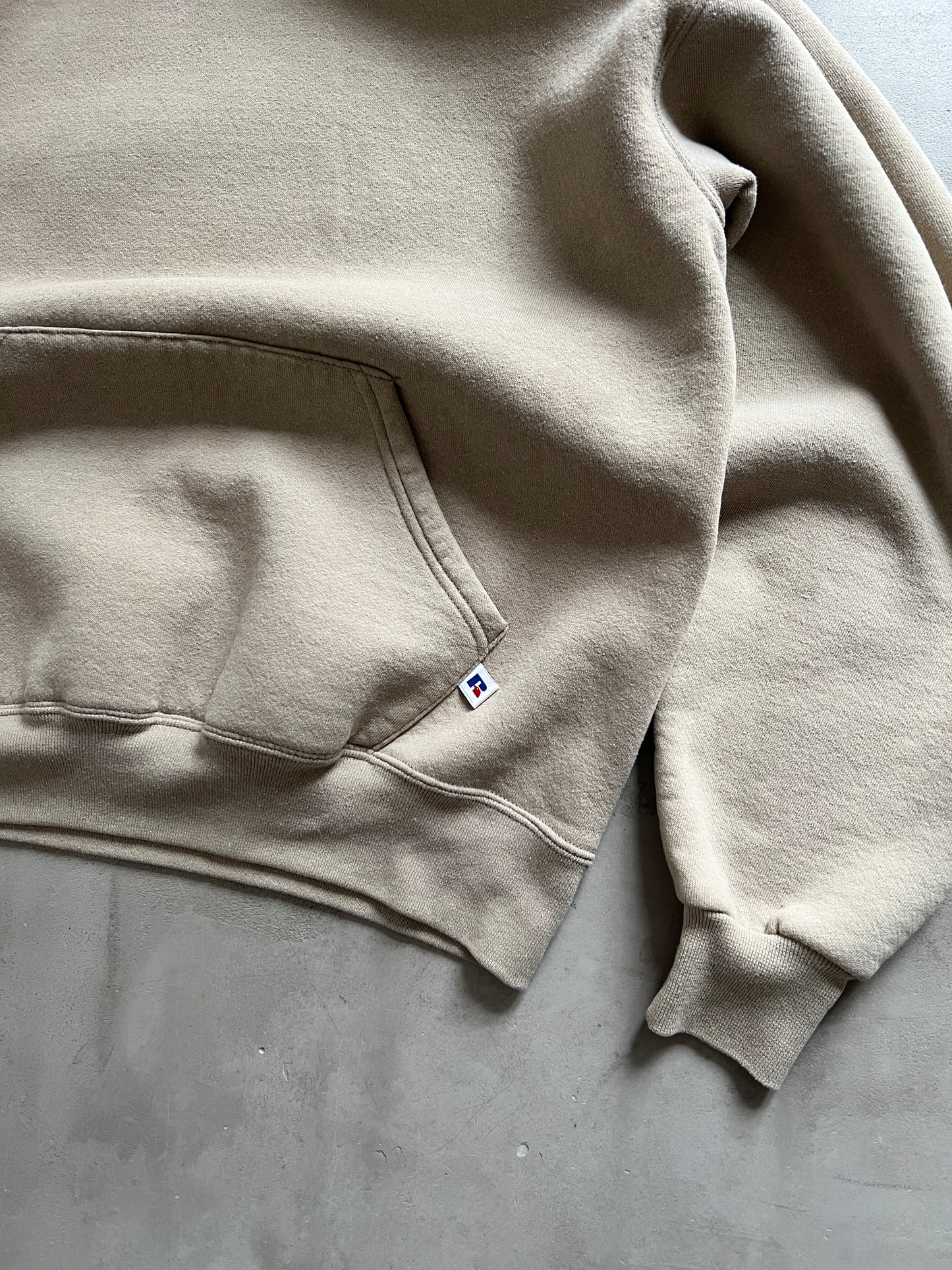 TAN RUSSELL HOODIE - 1990S - L