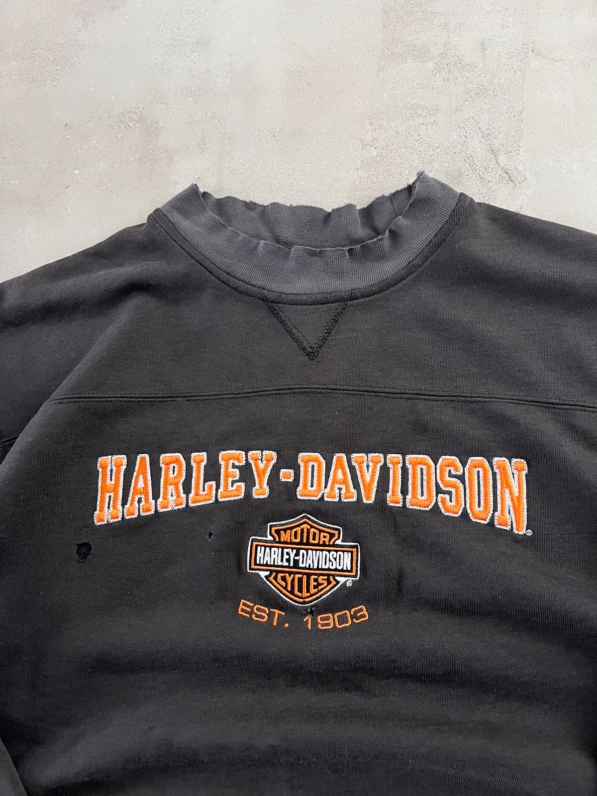 FADED BLACK HARLEY DAVIDSON SWEATER - 1990S - M