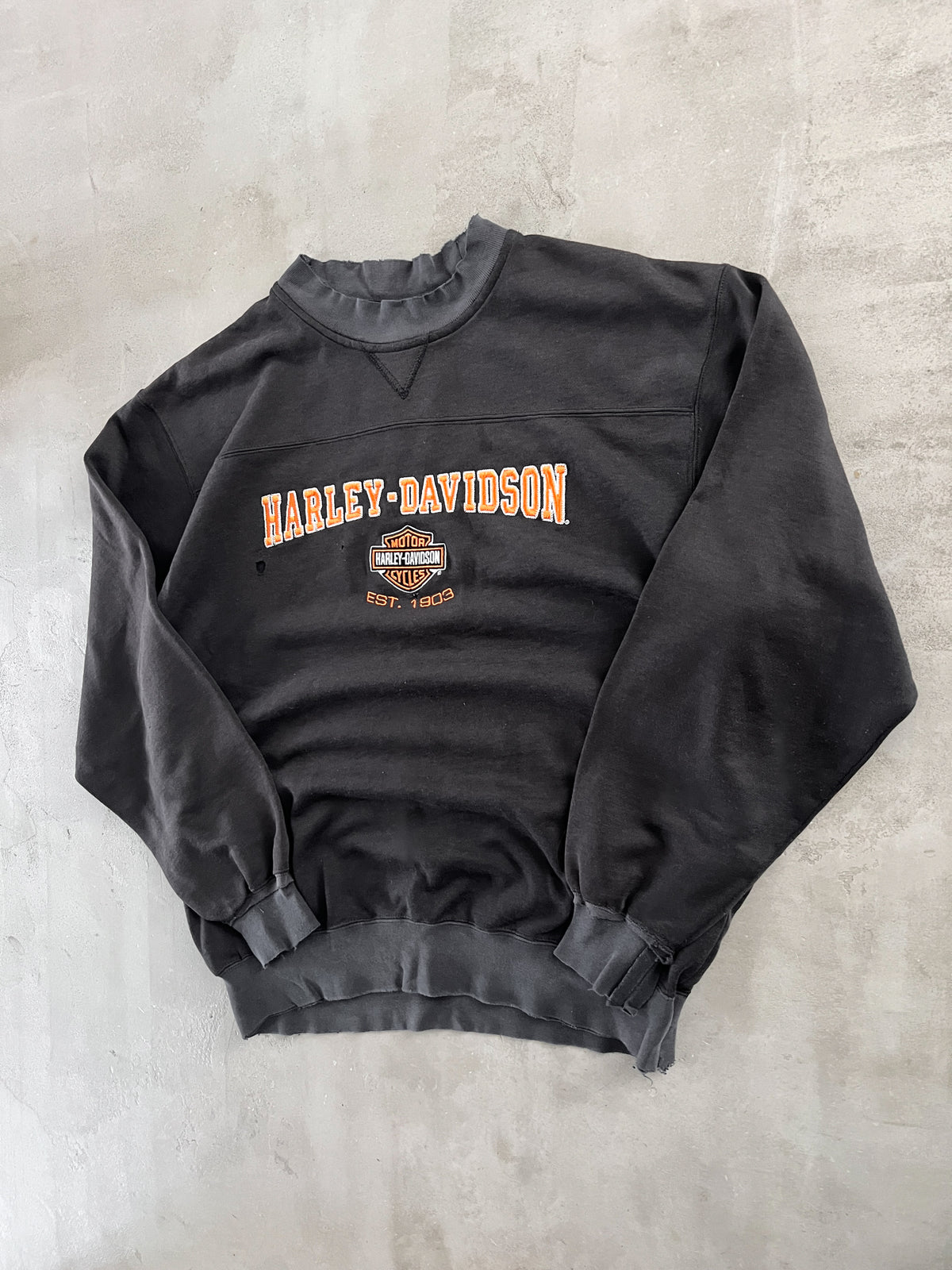 FADED BLACK HARLEY DAVIDSON SWEATER - 1990S - M