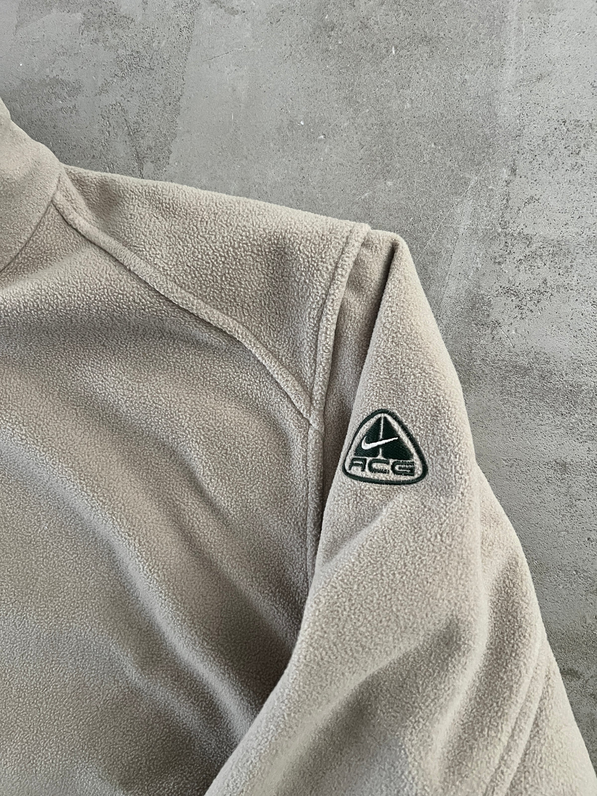 BEIGE ACG NIKE FLEECE - 2000S - L