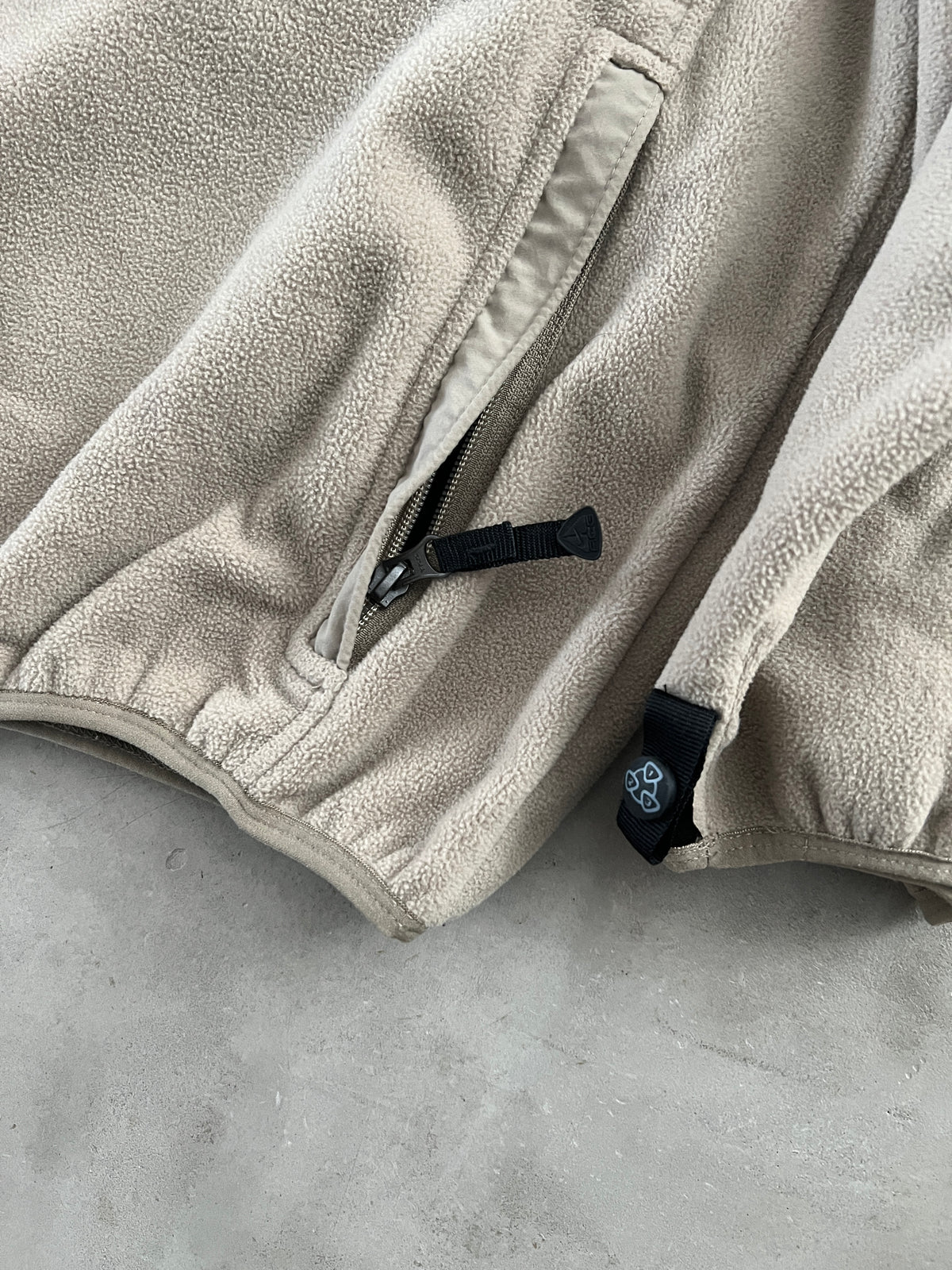 BEIGE ACG NIKE FLEECE - 2000S - L