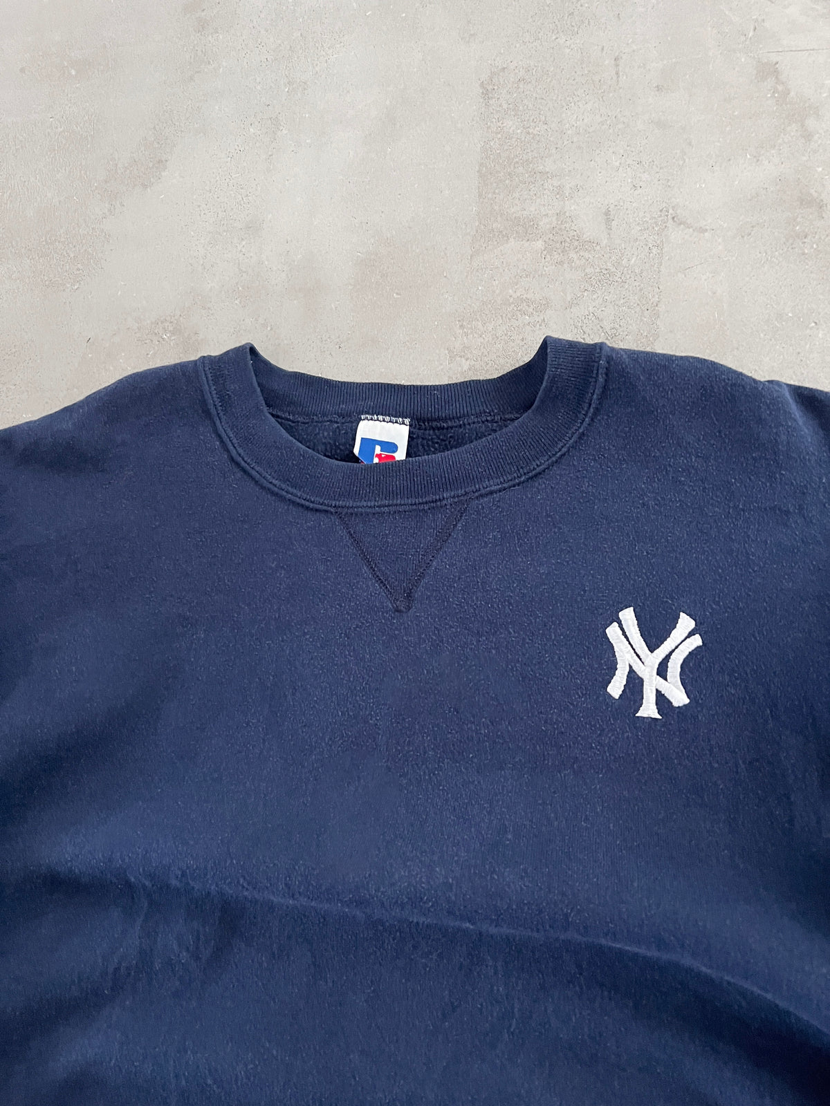 NAVY YANKEES RUSSELL SWEATER - 1990S - XL