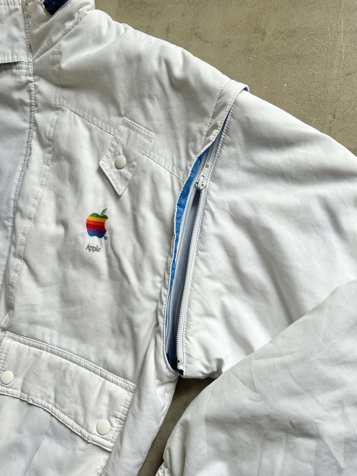 WHITE APPLE JACKET - 1990S - L/M