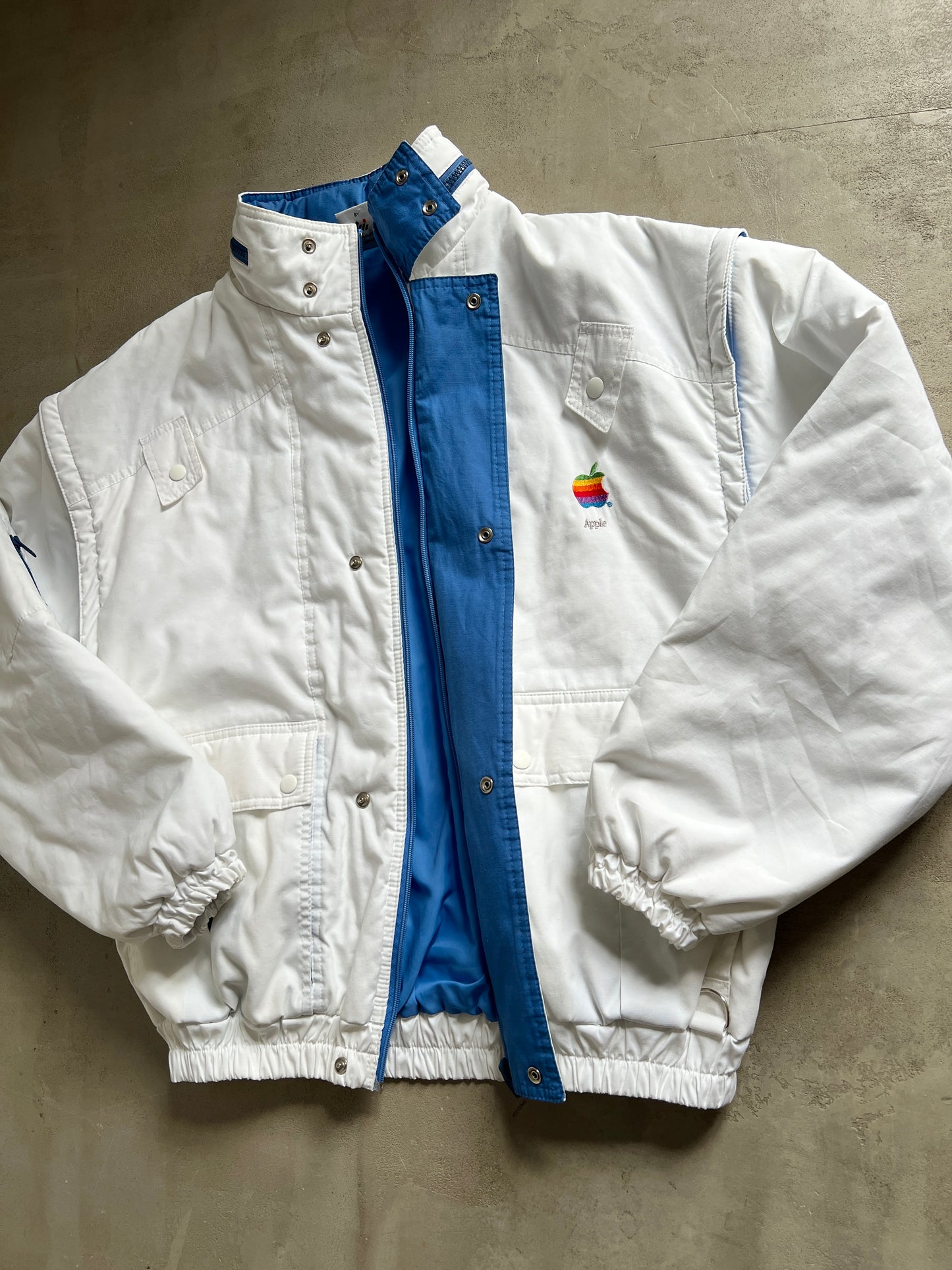 WHITE APPLE JACKET - 1990S - L/M