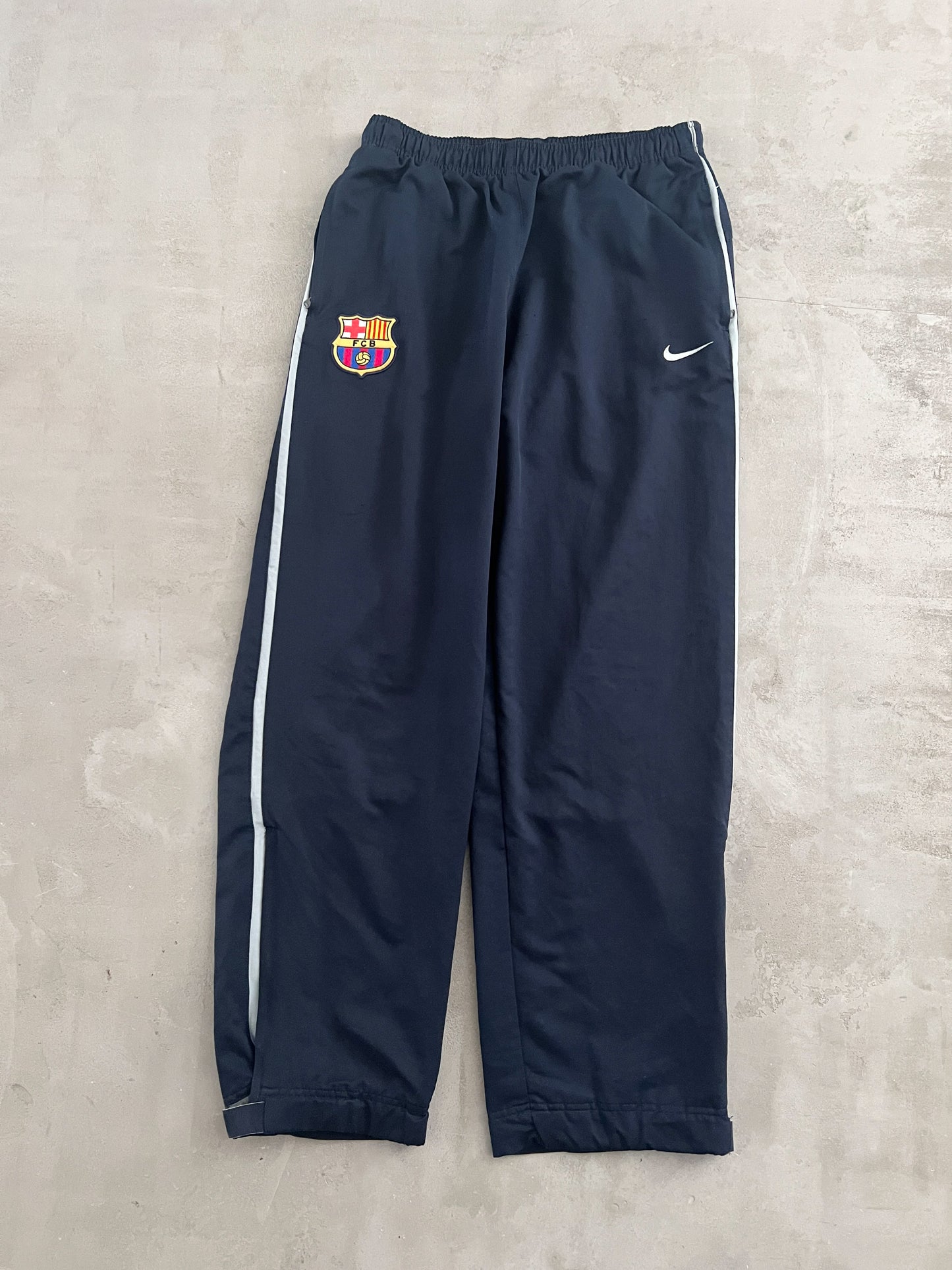 GREY FC BARCELONA NIKE TRACKSUIT - 2000S - M