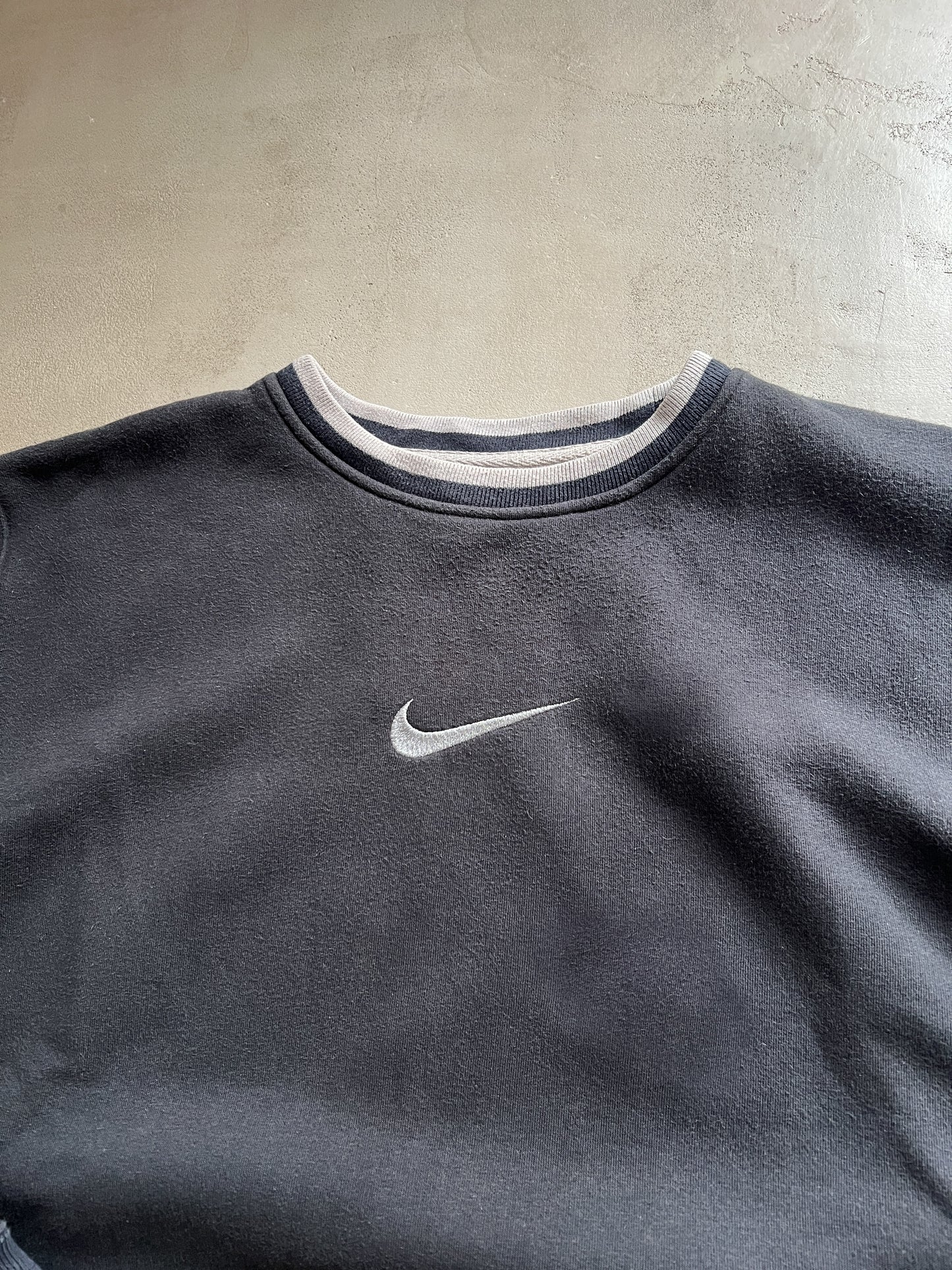 BLACK/GREY NIKE SWEATER - 2000S - XL/L