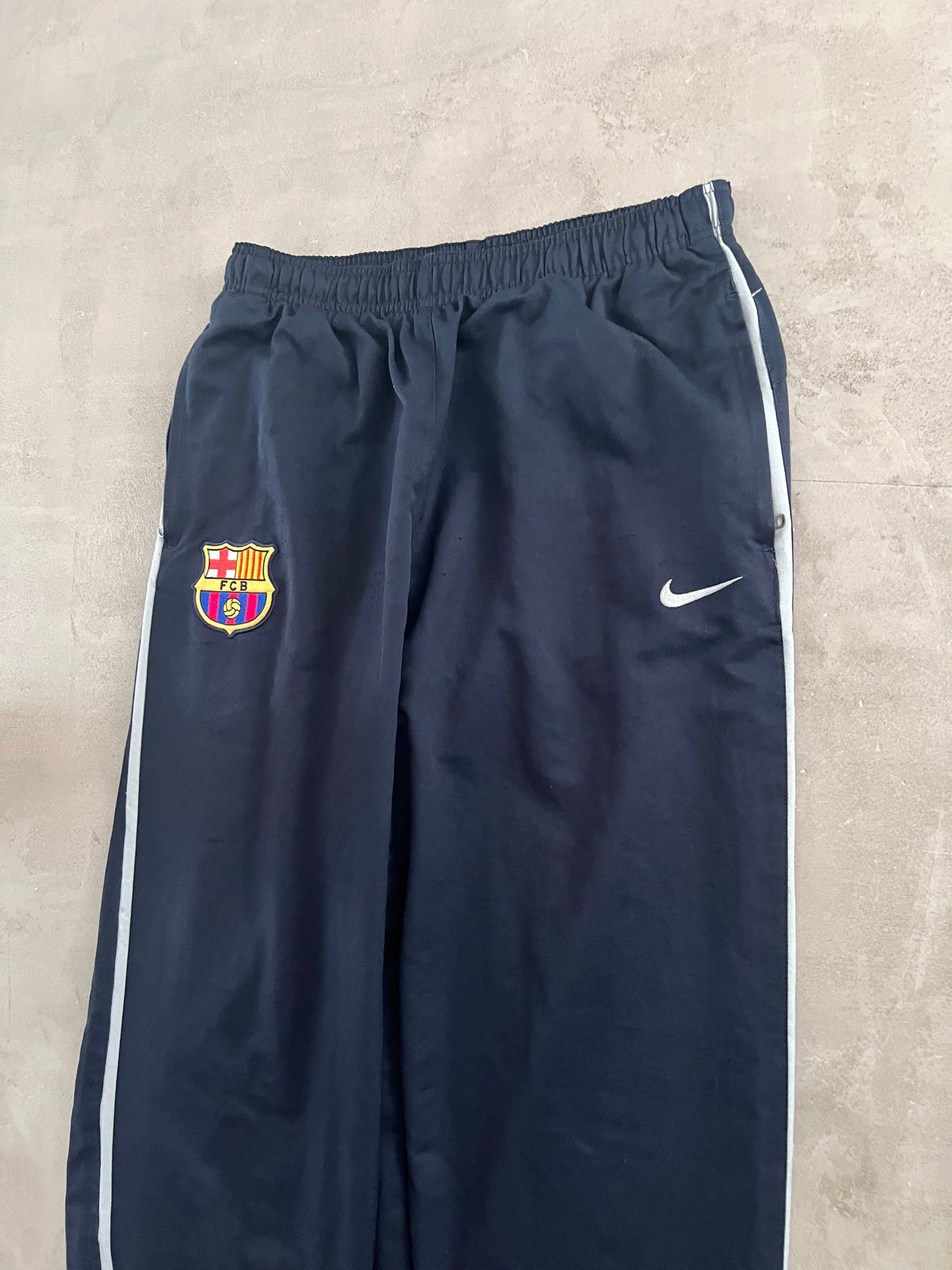 GREY FC BARCELONA NIKE TRACKSUIT - 2000S - M
