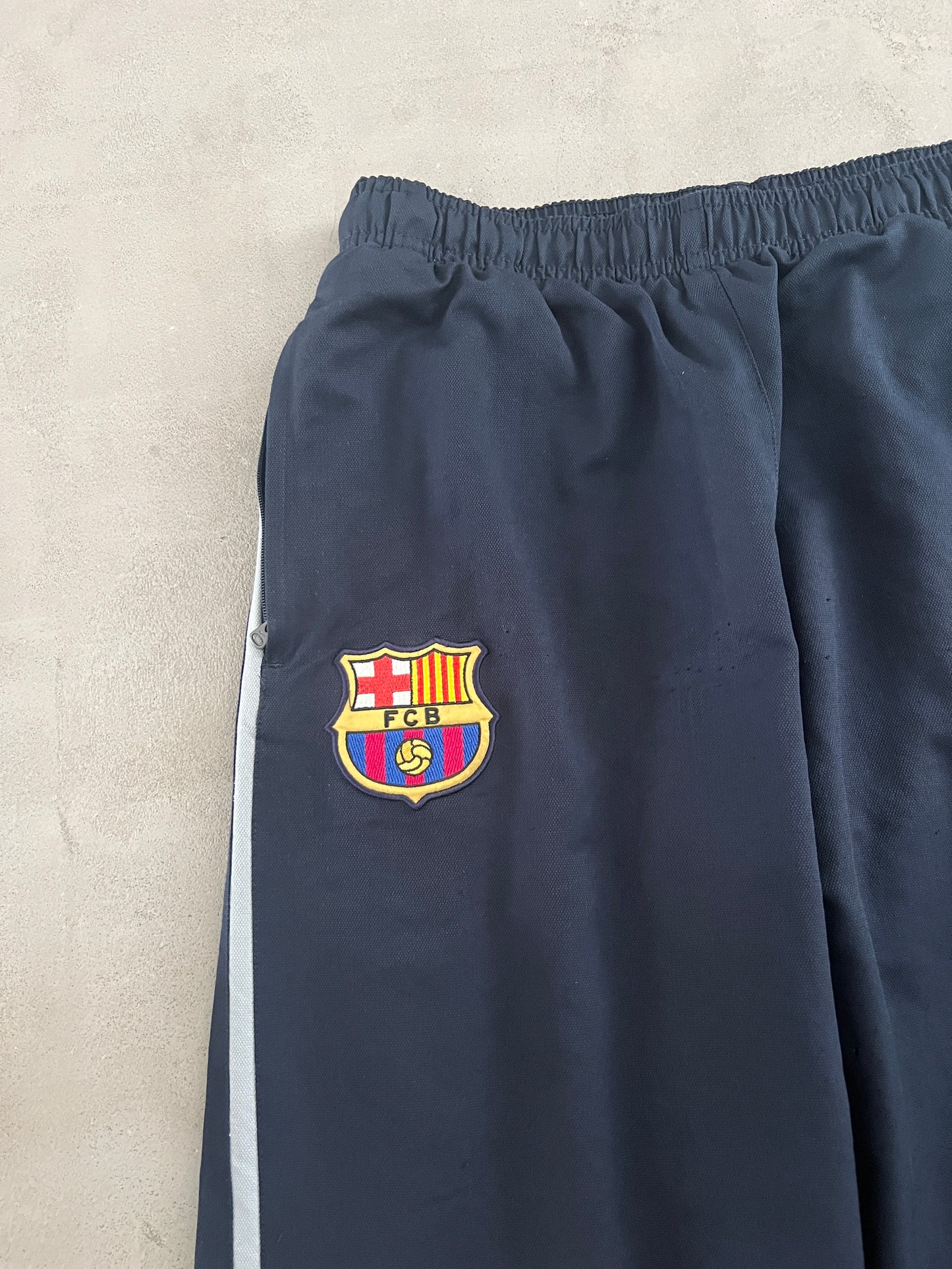 GREY FC BARCELONA NIKE TRACKSUIT - 2000S - M