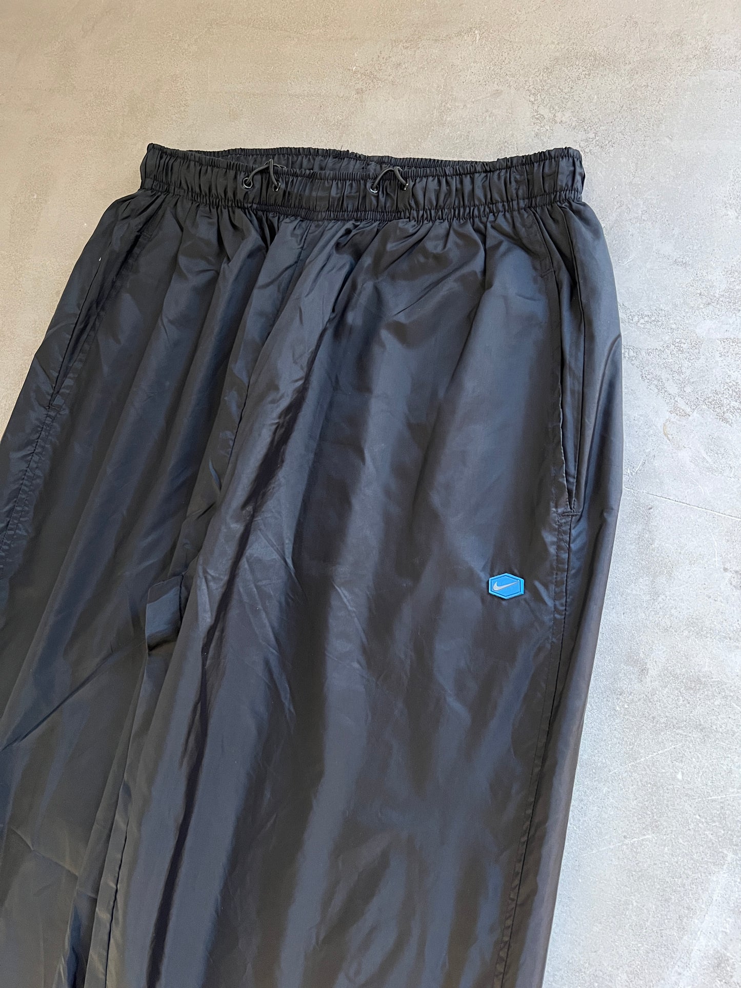 BLACK NIKE HEX TRACK PANTS - 2000S - XL