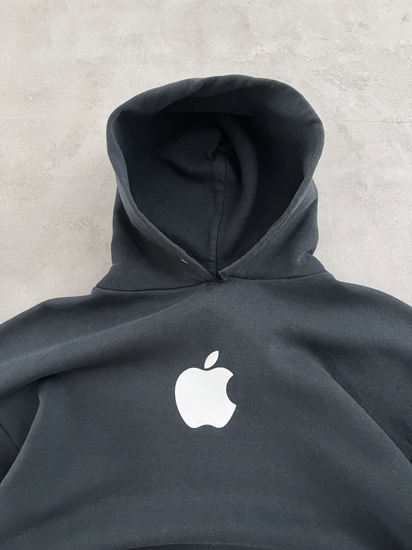 FADED BLACK APPLE HOODIE - 1990S - M/L