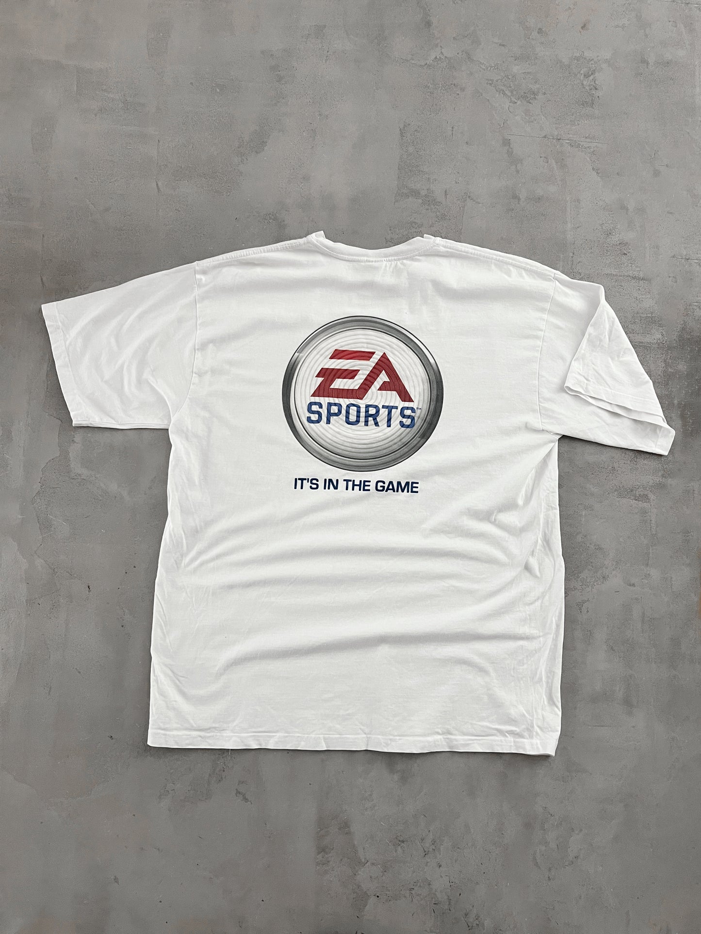 WHITE EA SPORTS PROMO TEE - 2000S - XL